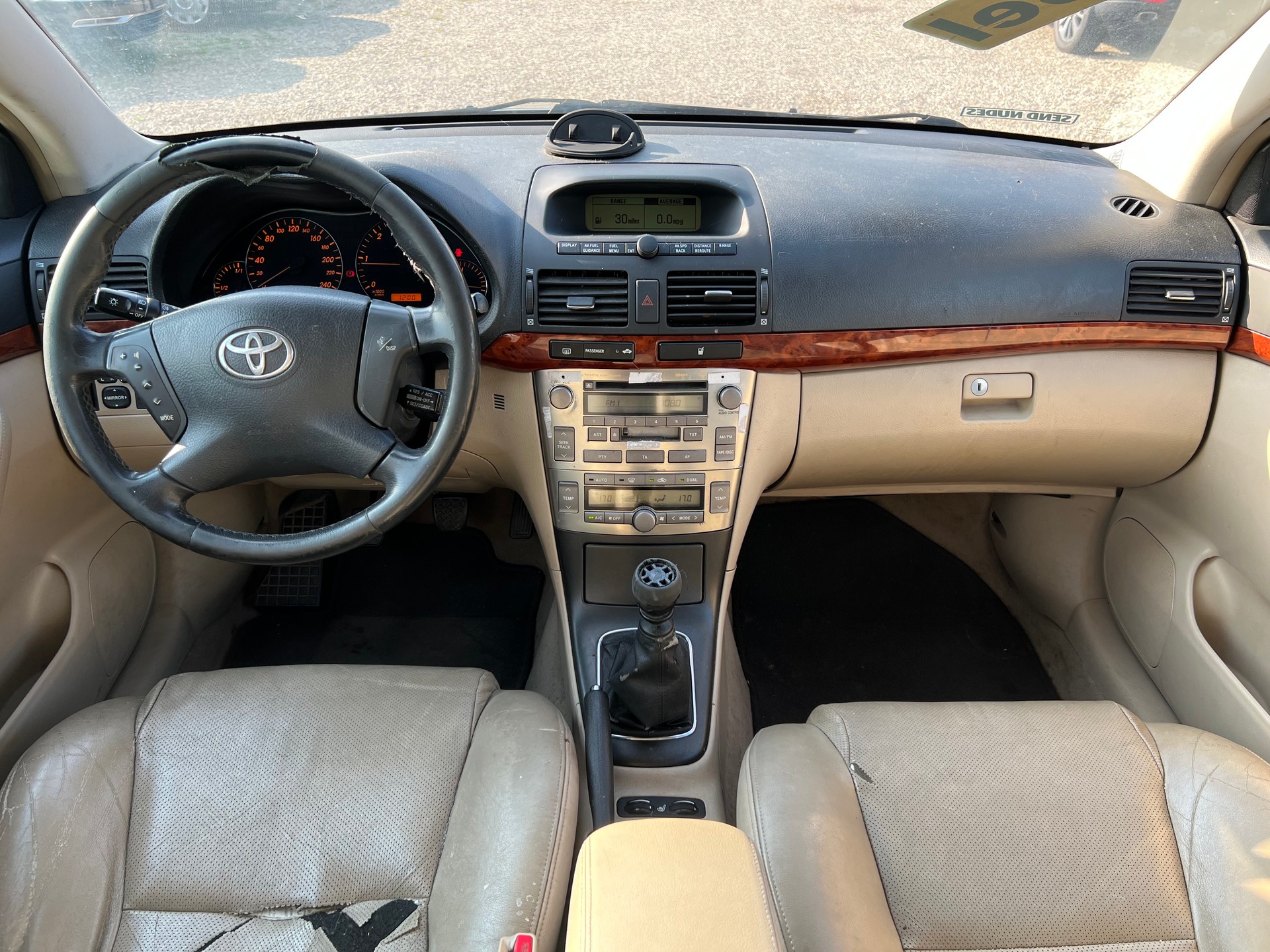 TOYOTA Avensis 2.2D-4 D CleanPower Linea Sol Sportswagon-image-13