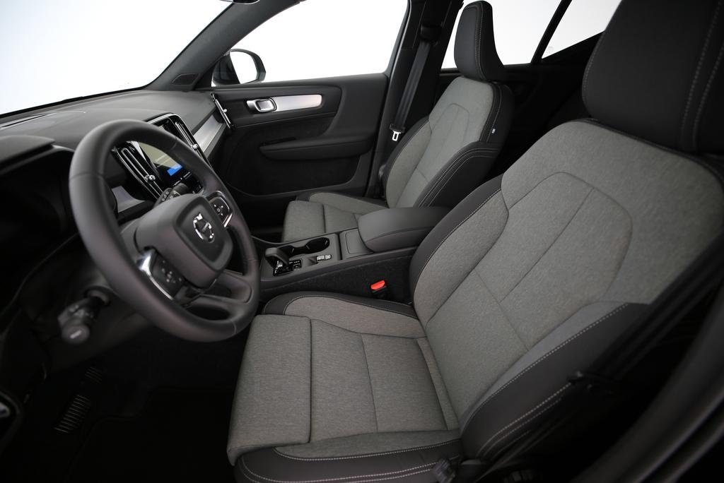 VOLVO XC40 2.0 B3 MH XCITE-image-7