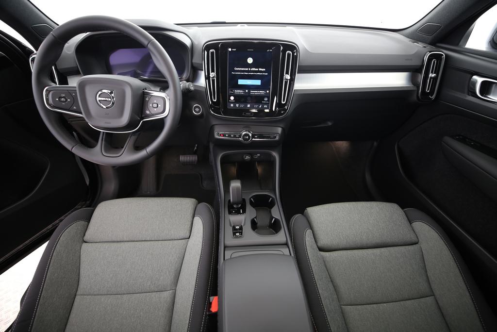 VOLVO XC40 2.0 B3 MH XCITE-image-6