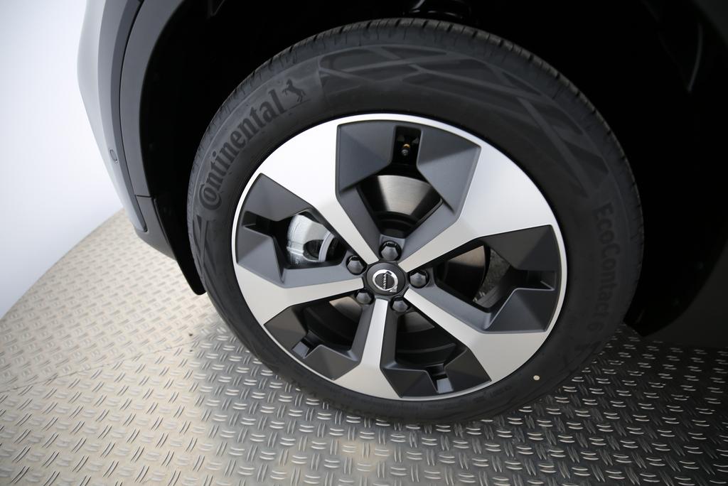 VOLVO XC40 2.0 B3 MH XCITE-image-5