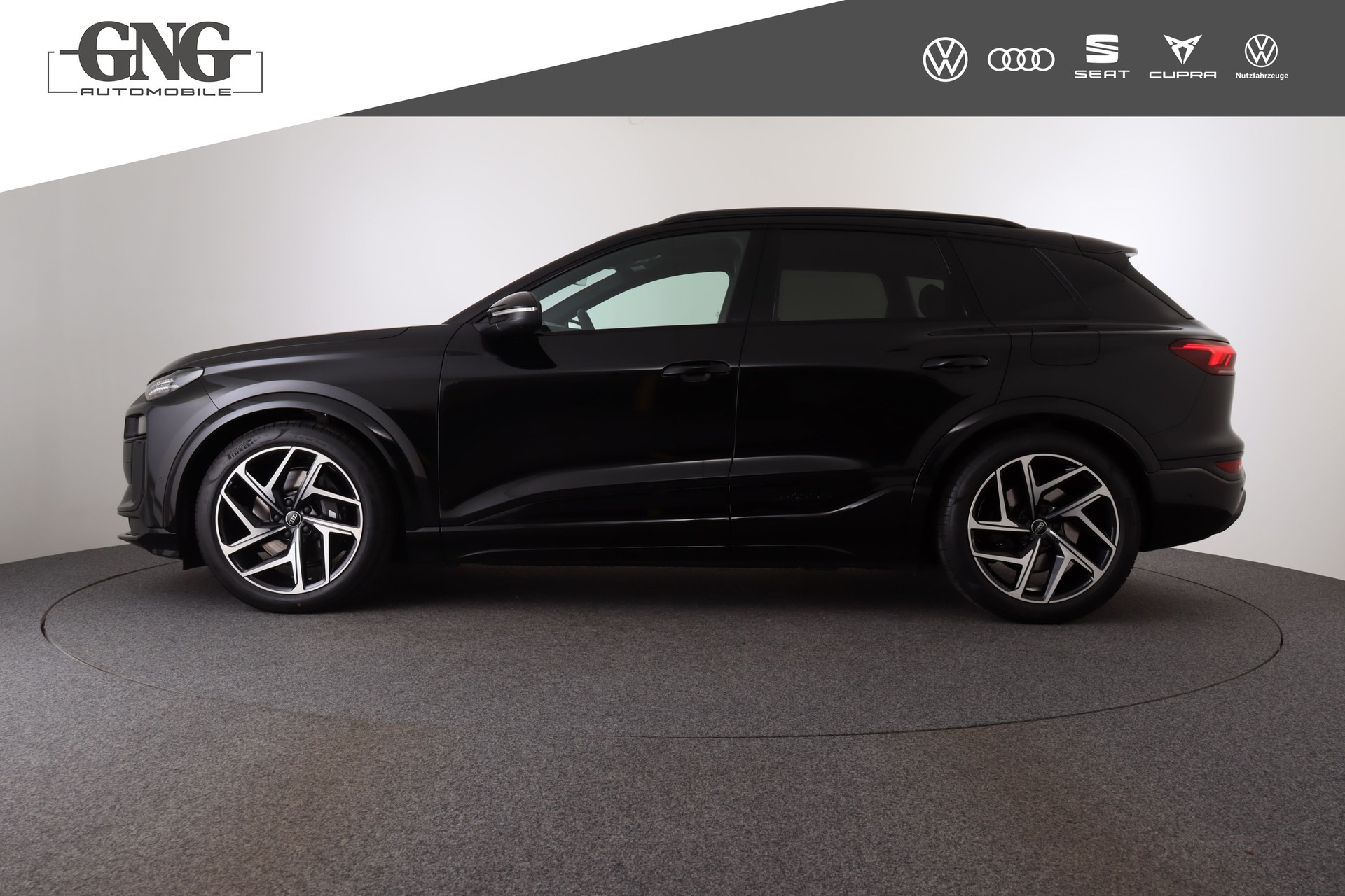AUDI SQ6 e-tron quattro-image-1