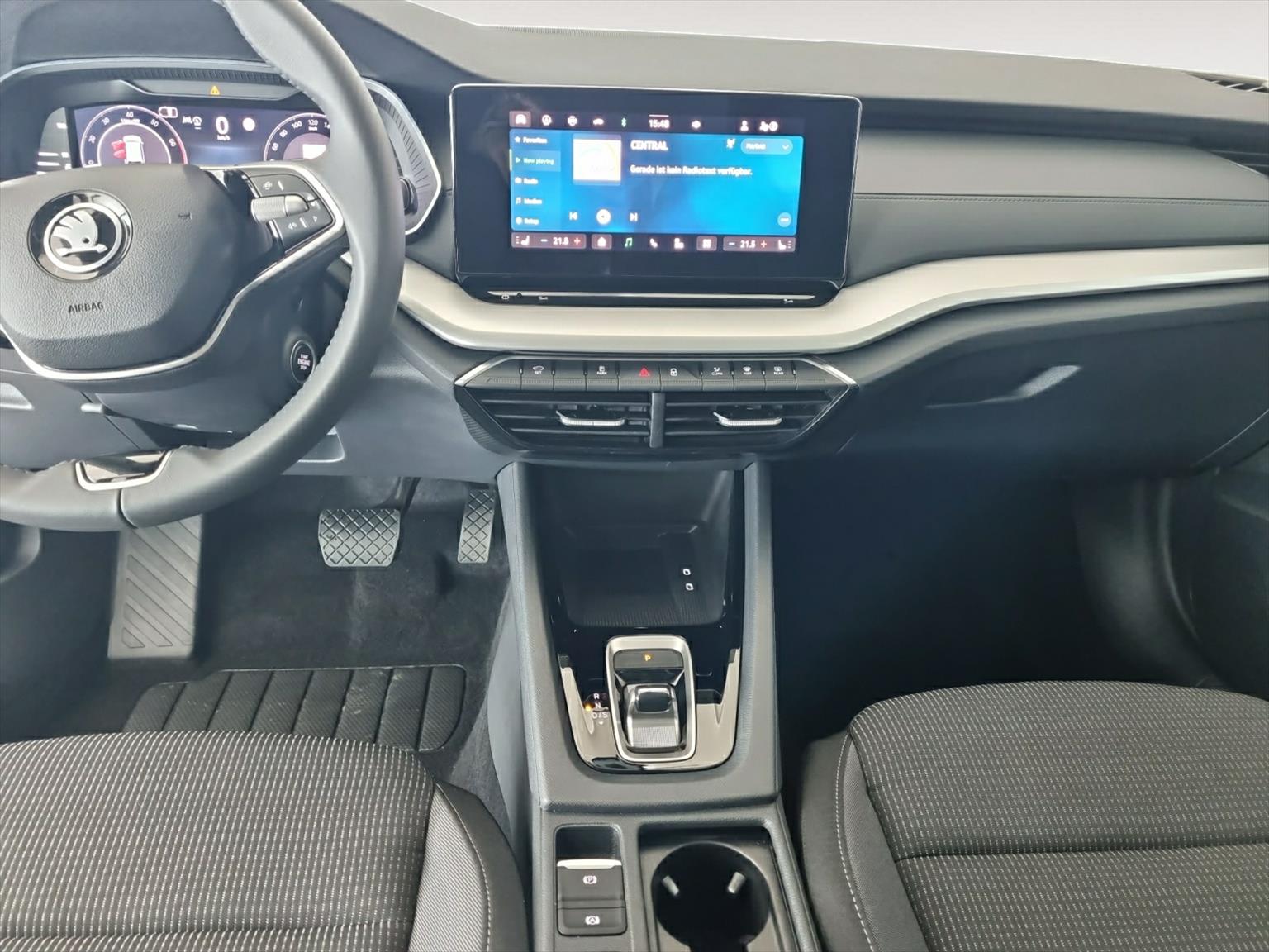 SKODA Octavia Combi 1.5 TSI mHEV DSG Selection-image-7