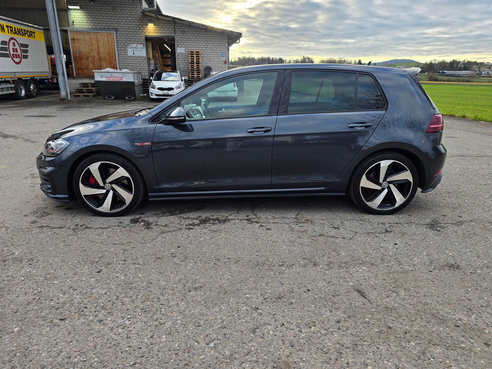 VW Golf 2.0 TSI GTI Performance-image-8