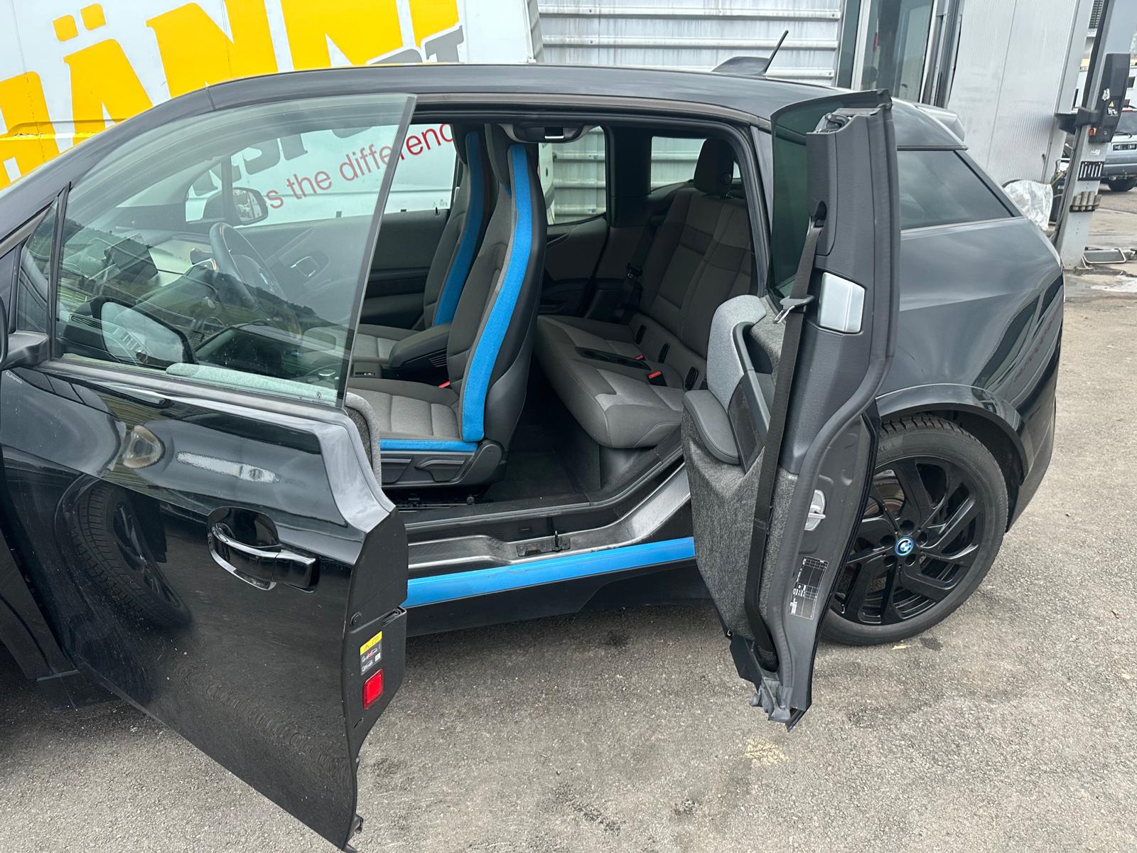 BMW i3s (94Ah)-image-2