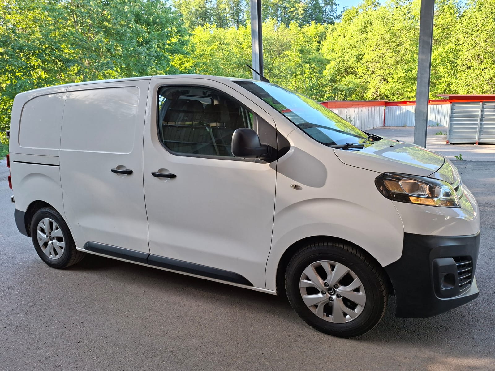 CITROEN Jumpy 1.6 BlueHDi 95 M Komfort-image-1