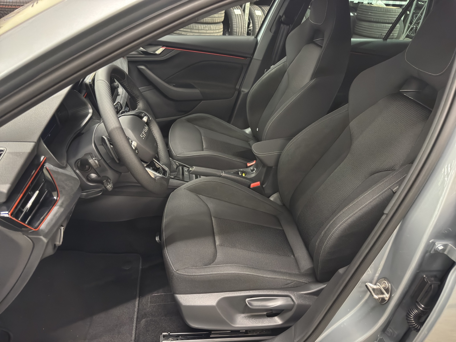SKODA Scala 1.0 TSI Dynamic DSG-image-5