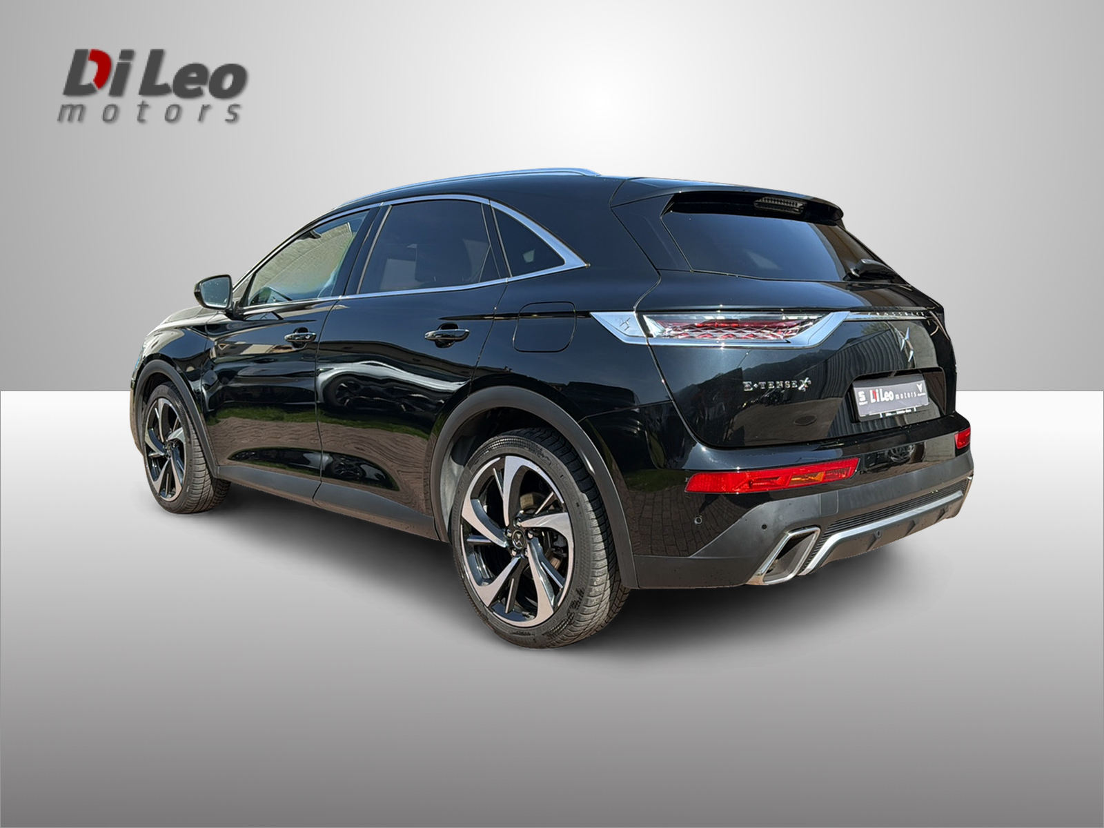 DS AUTOMOBILES DS 7 Crossback E-Tense 300 4x4 Rivoli-image-5
