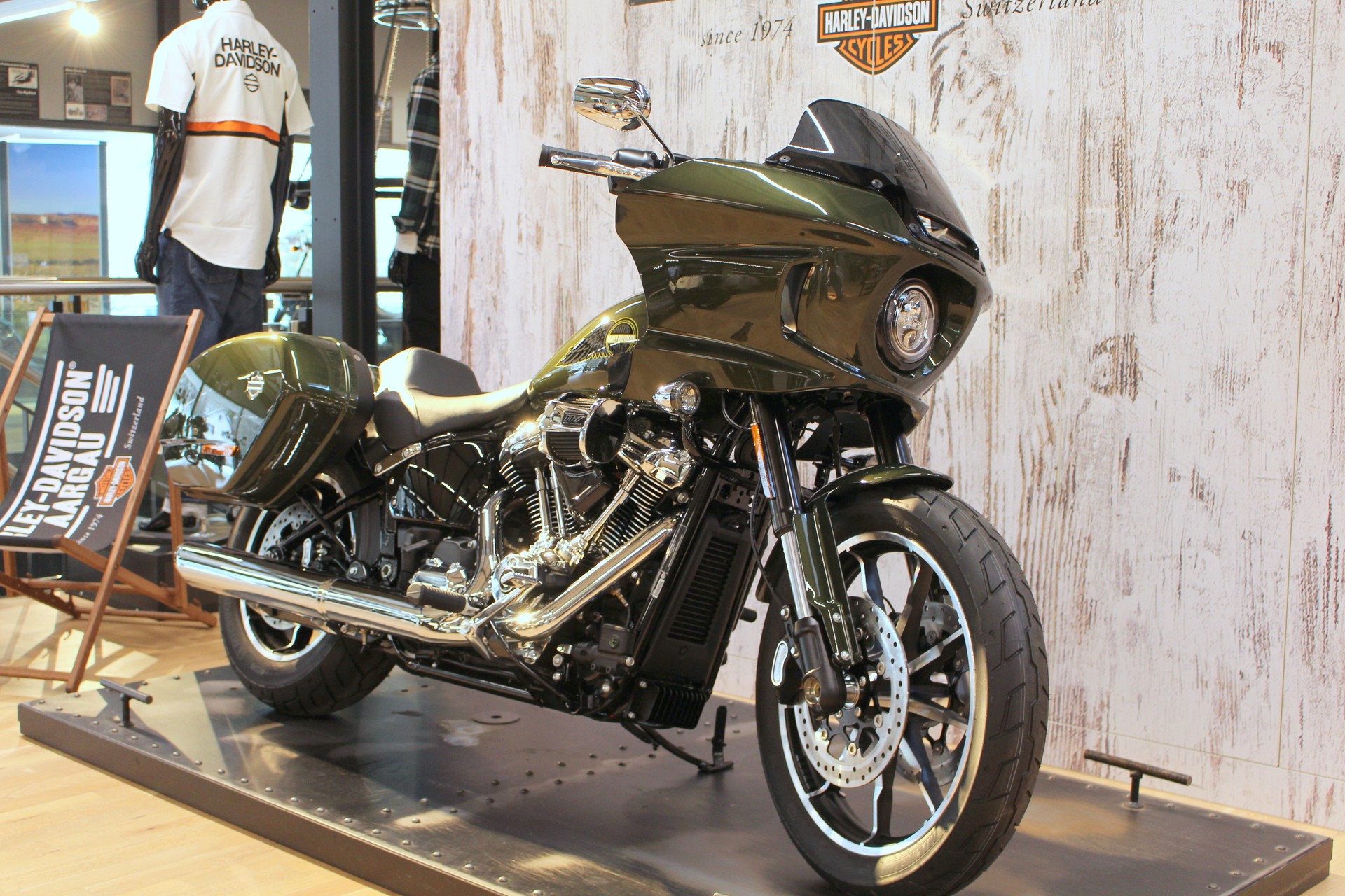 HARLEY-DAVIDSON FXLRST Low Rider ST 117-showroom-element-2