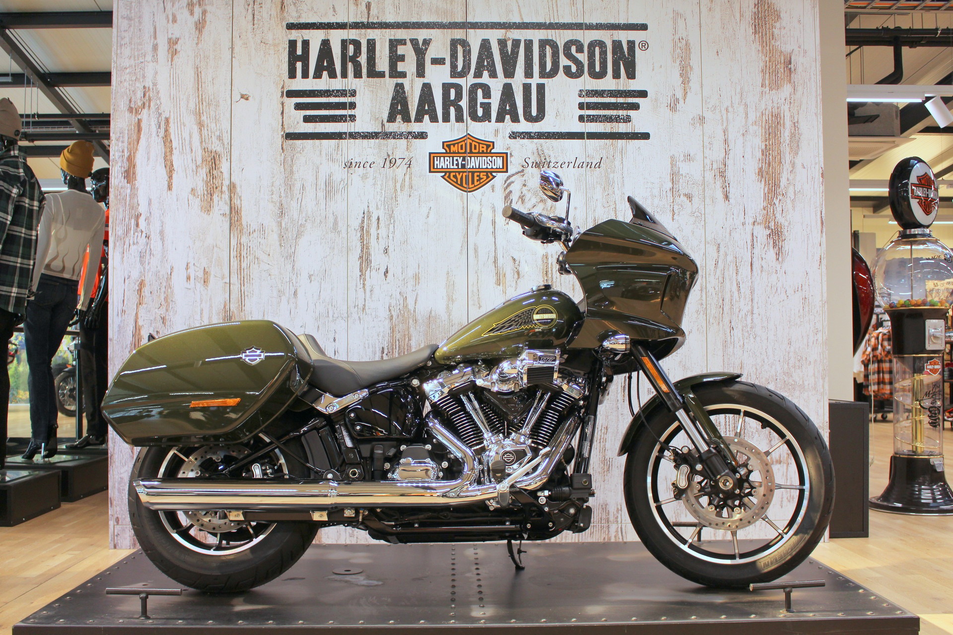 HARLEY-DAVIDSON FXLRST Low Rider ST 117