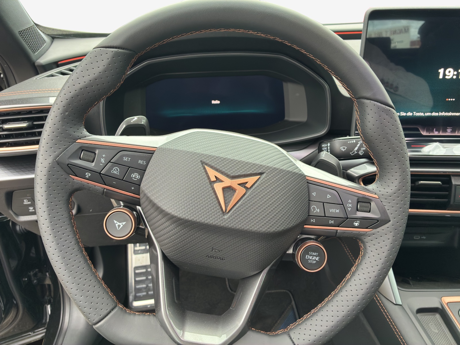 CUPRA Formentor 1.5 e-HYBRID pHEV Prime Edition VZ DSG-image-8