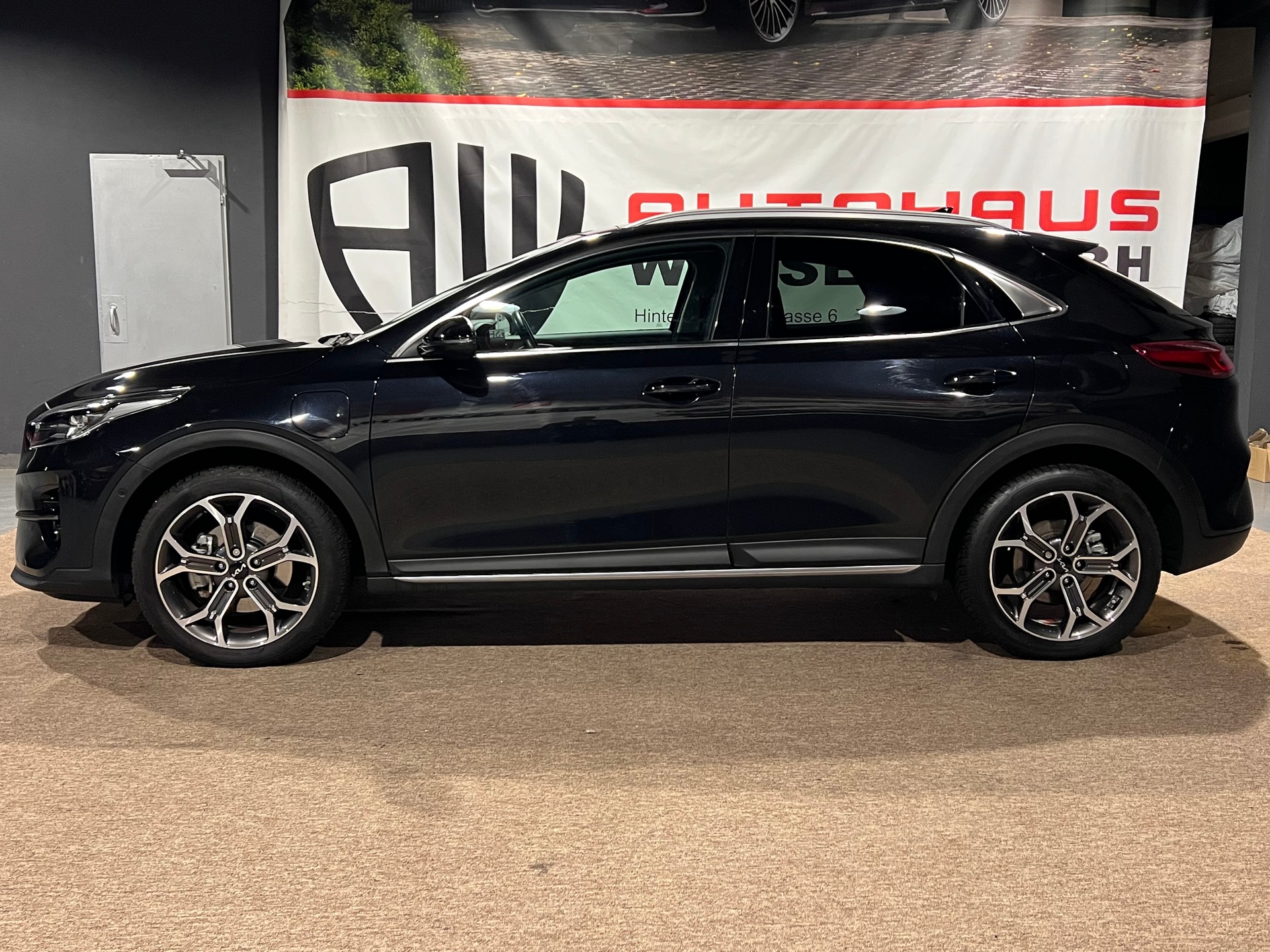 KIA Xceed 1.6 GDi Plug-in Hybrid Style DCT-image-6