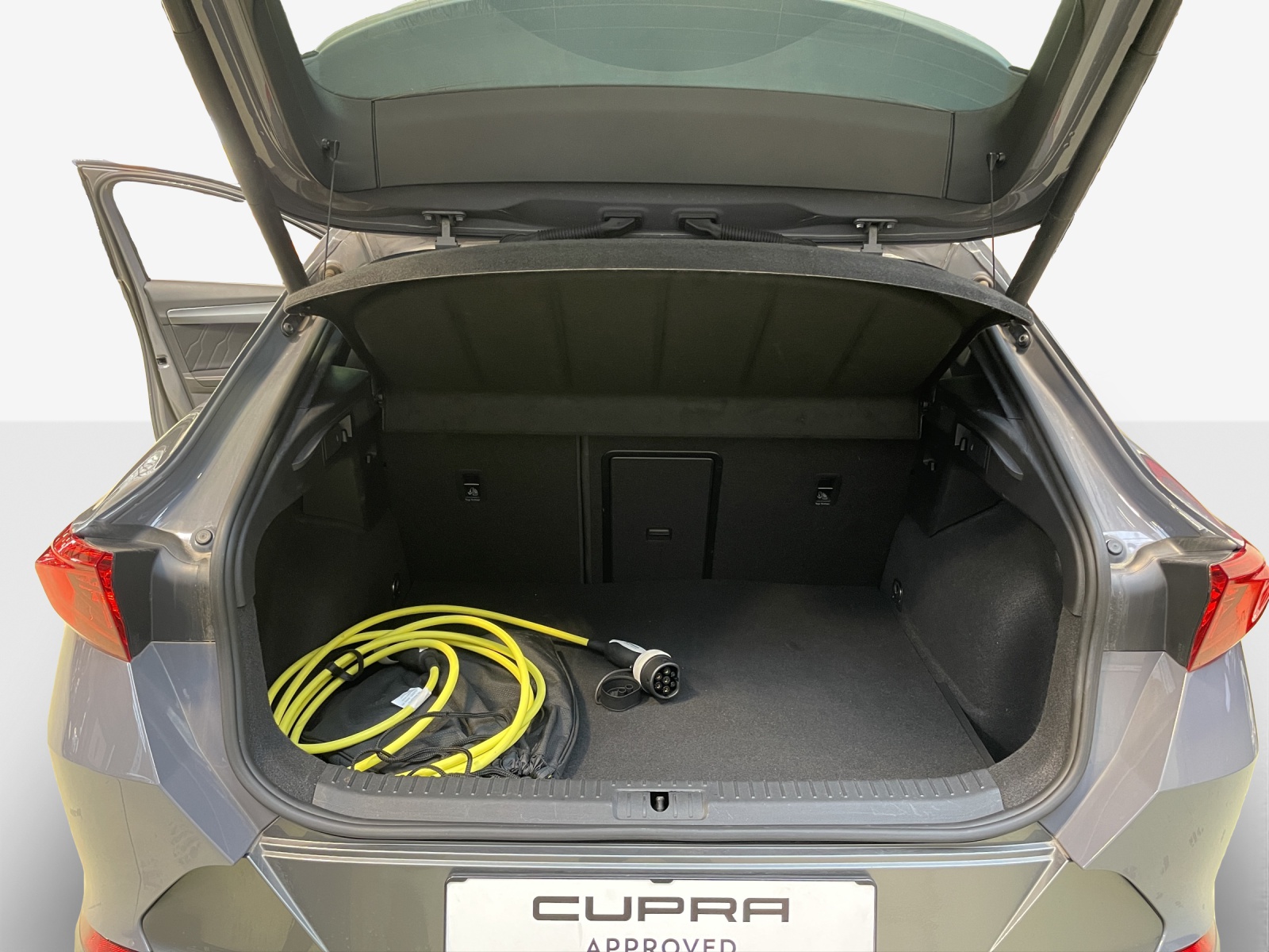 CUPRA Formentor 1.4 e-HYBRID pHEV VZ DSG-image-13
