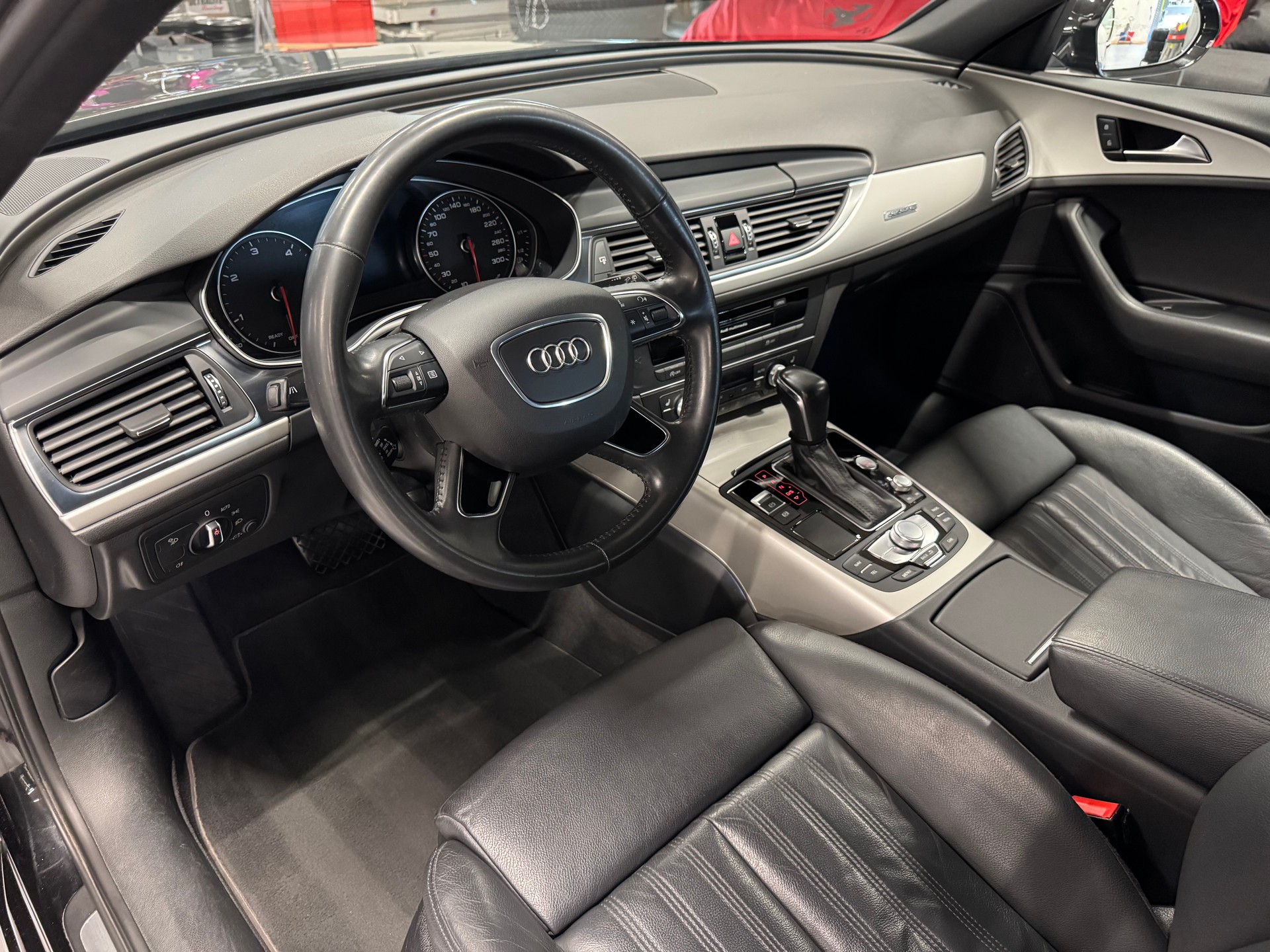AUDI A6 Avant 3.0 TDI V6 quattro S-tronic-image-3