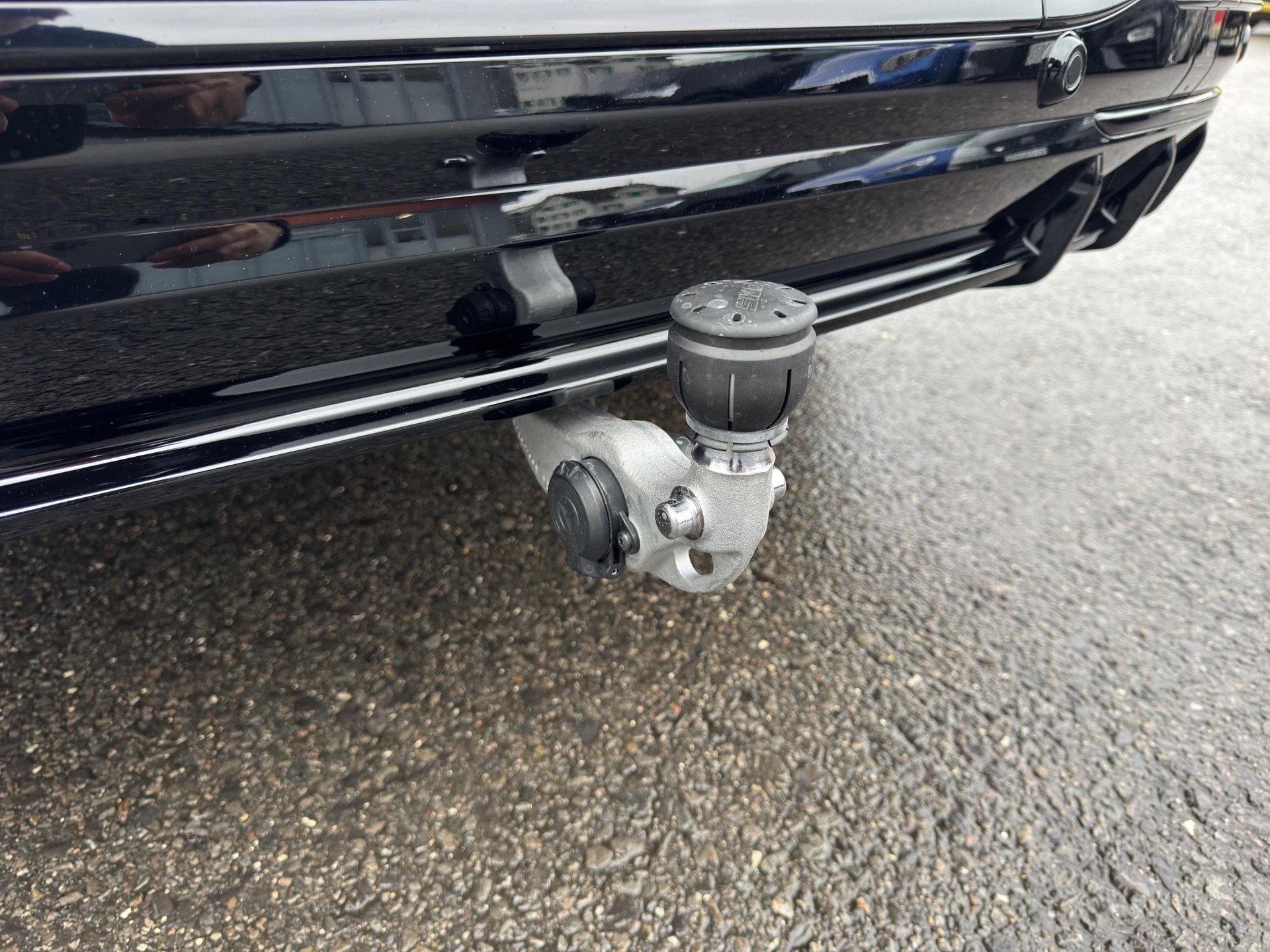MERCEDES-BENZ GLC 400 4matic-image-18