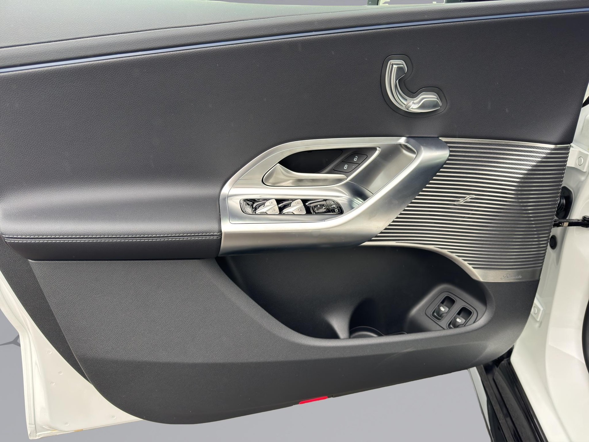 MERCEDES-BENZ GLC 400 4matic-image-14