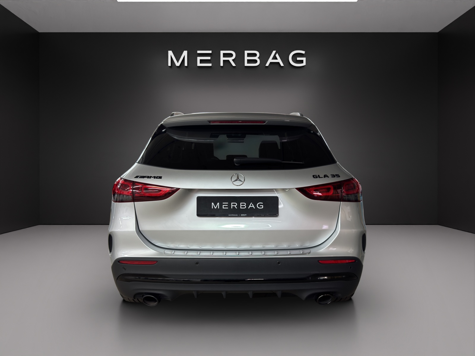 MERCEDES-BENZ GLA 35 AMG 4Matic-image-3