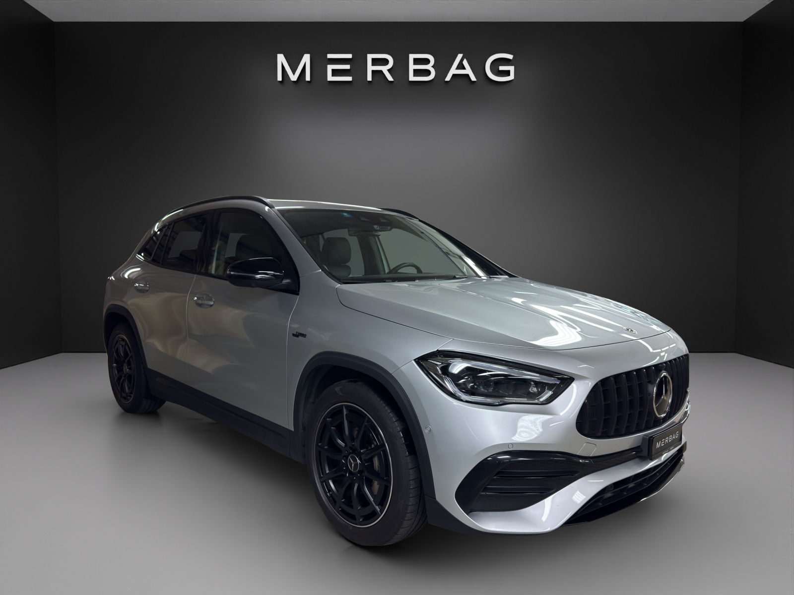 MERCEDES-BENZ GLA 35 AMG 4Matic-image-5