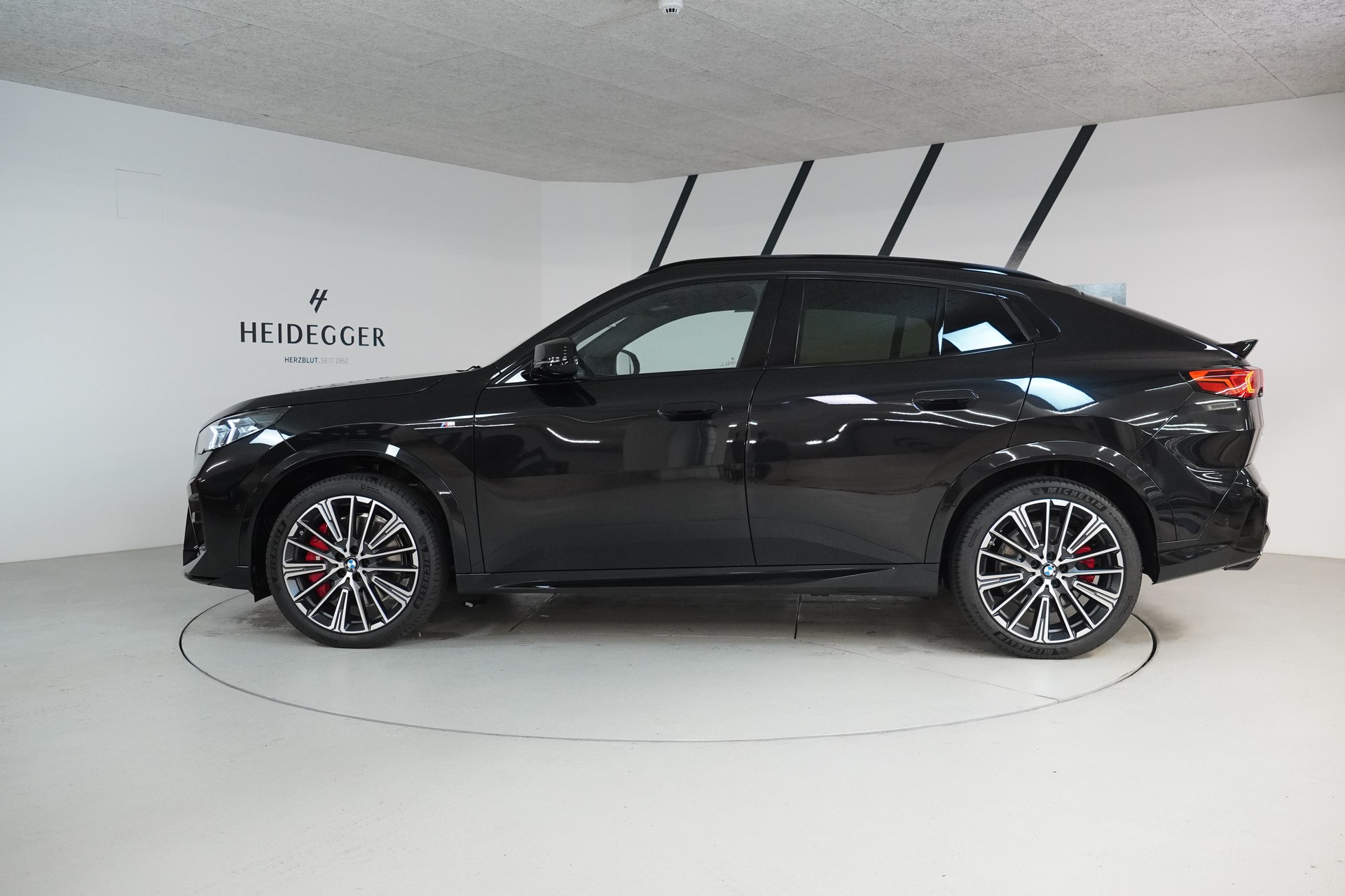 BMW X2 xDrive M35i M Sport Pro-image-3
