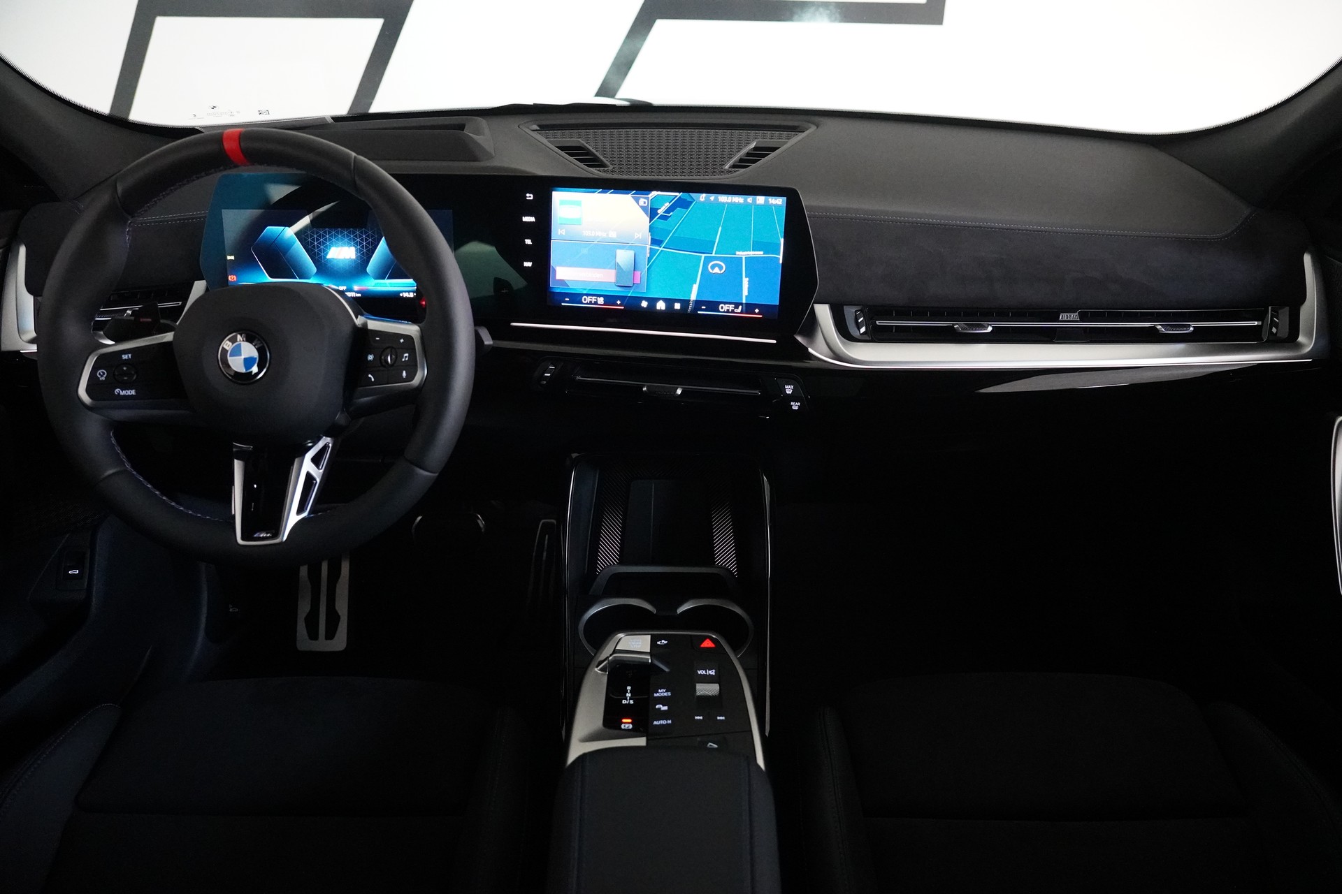 BMW X2 xDrive M35i M Sport Pro-image-17
