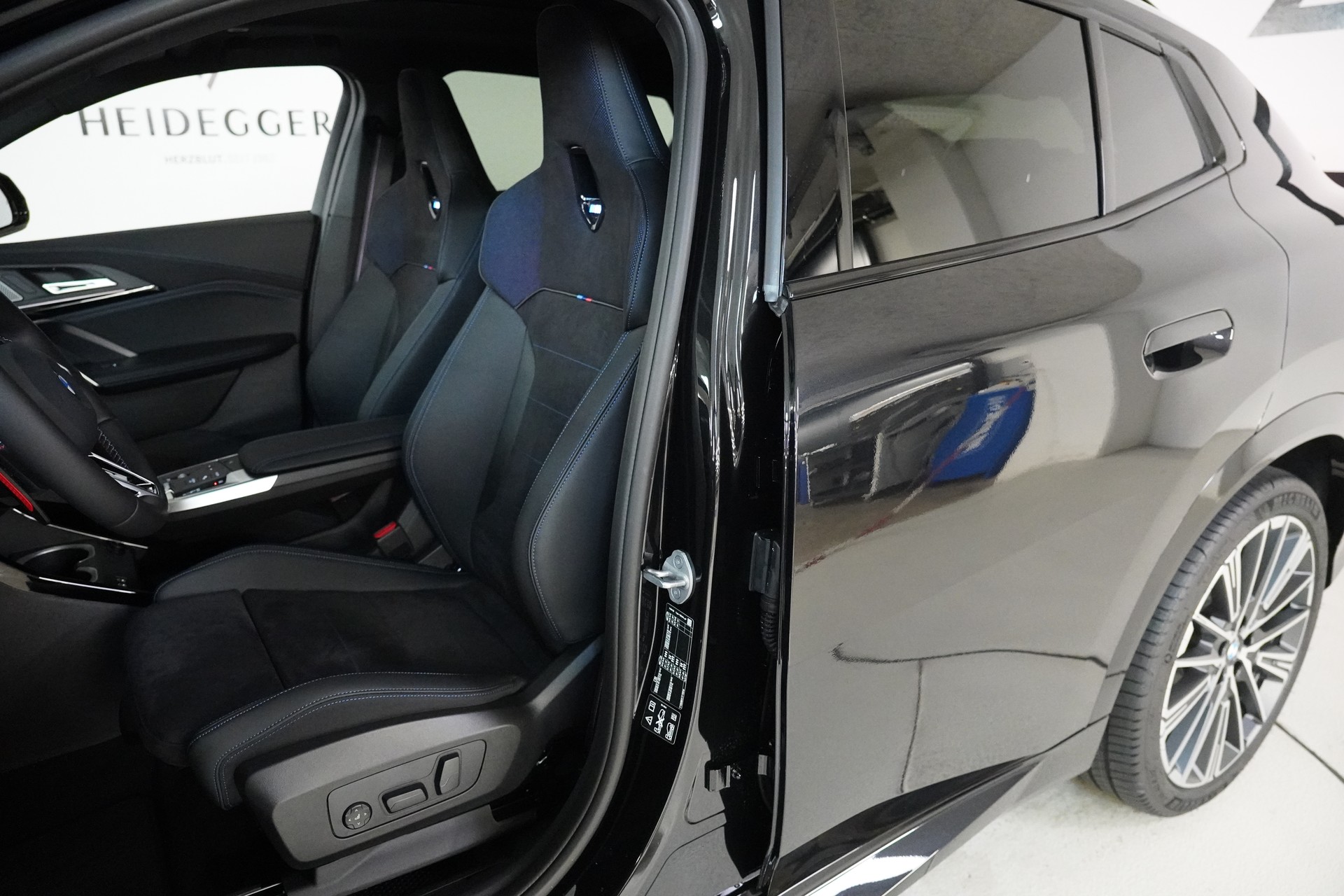 BMW X2 xDrive M35i M Sport Pro-image-11