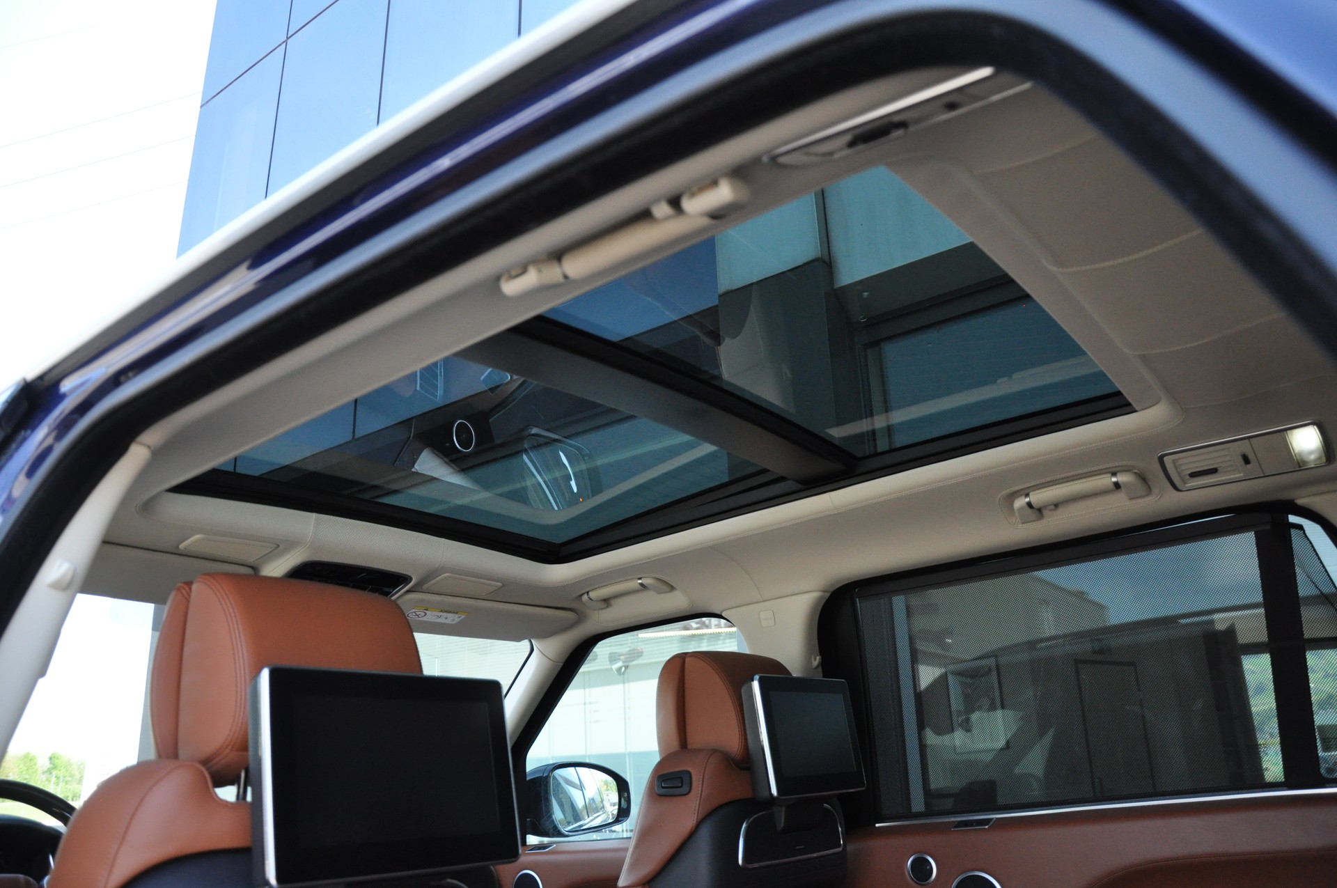 LAND ROVER Range Rover LWB 4.4 SDV8 Autobiography Automatic-image-14