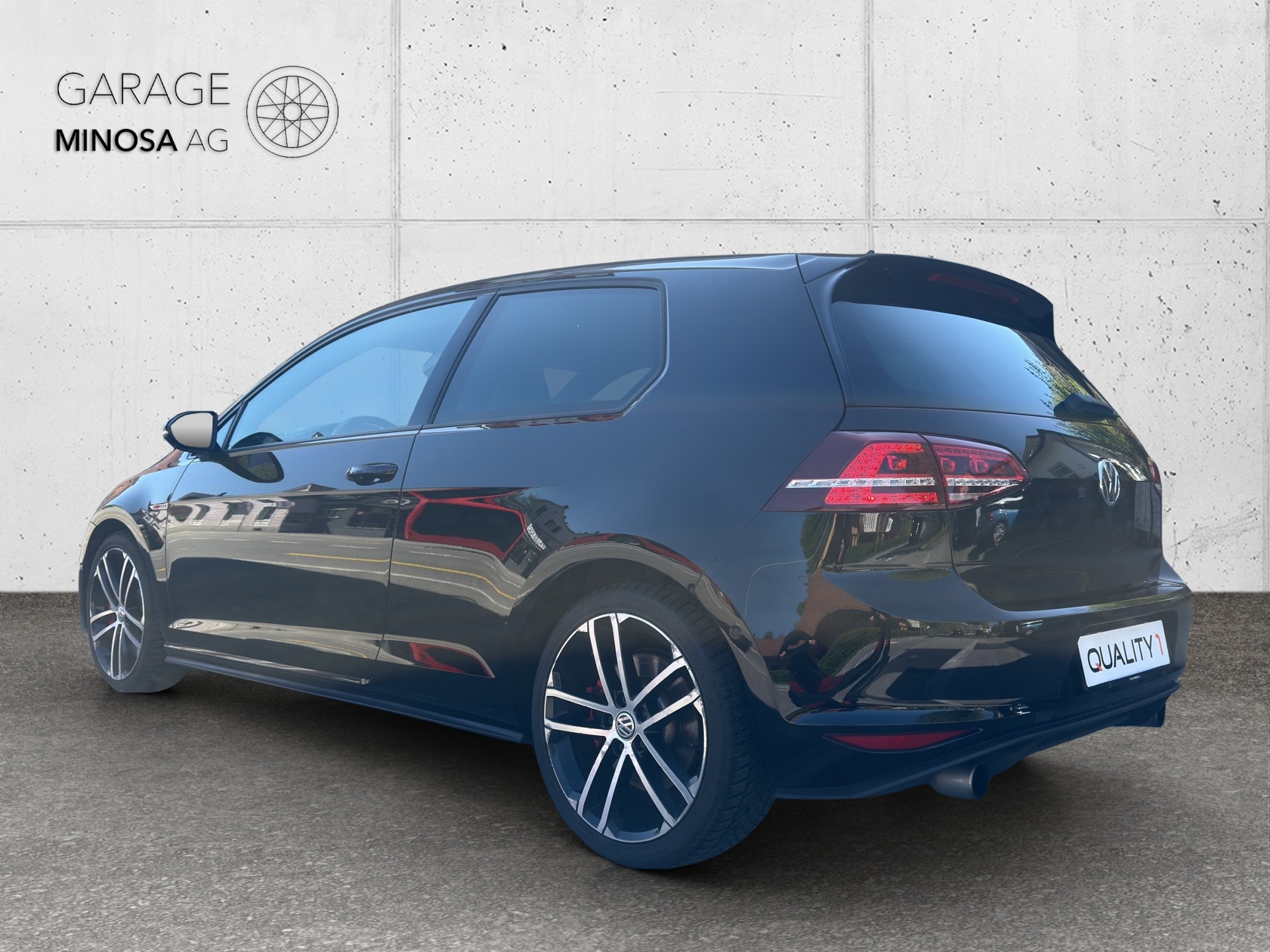 VW Golf 2.0 TSI GTI Performance DSG-image-4