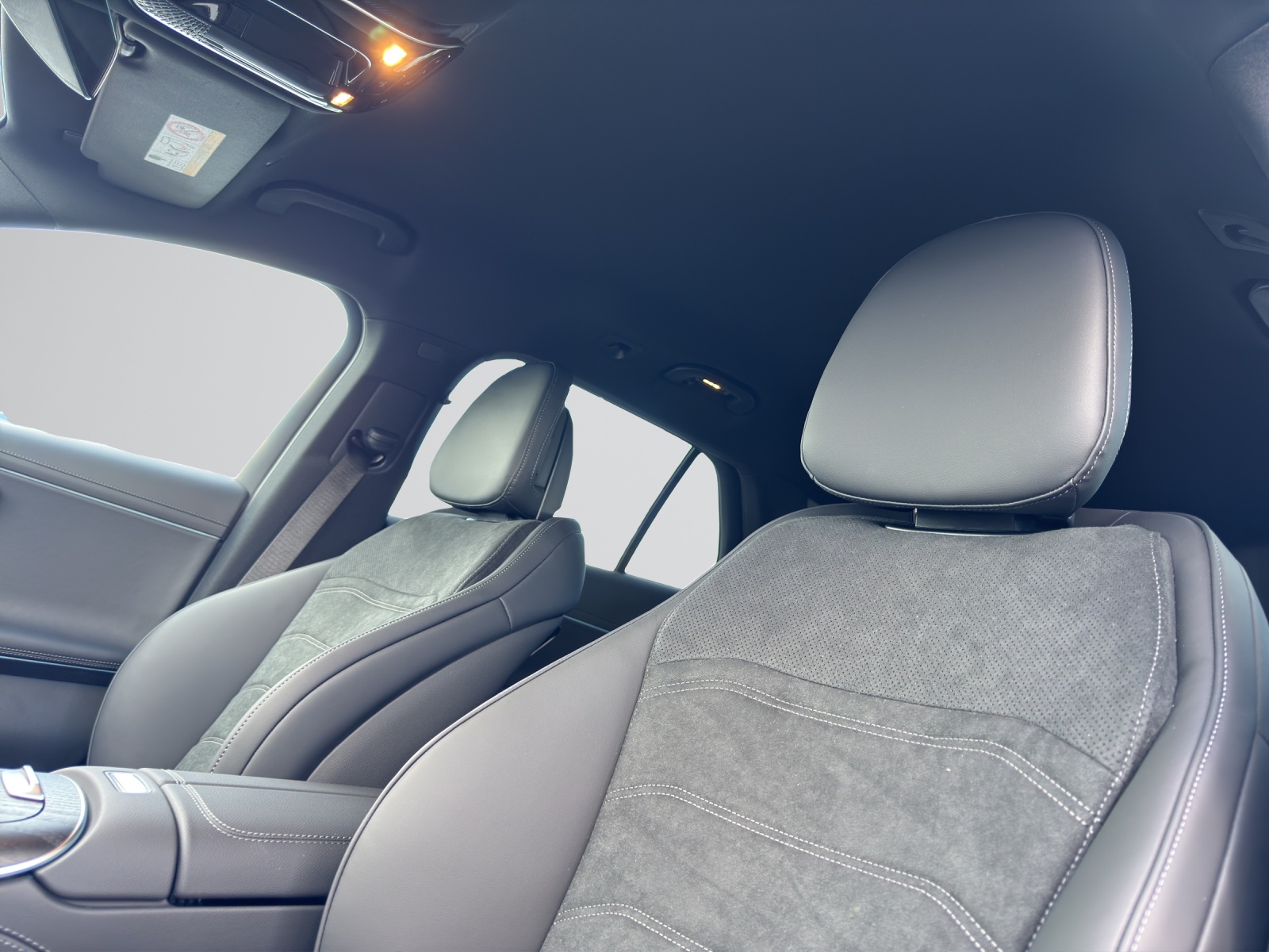 MERCEDES-BENZ E 220 d T 4Matic 9G-Tronic-image-6