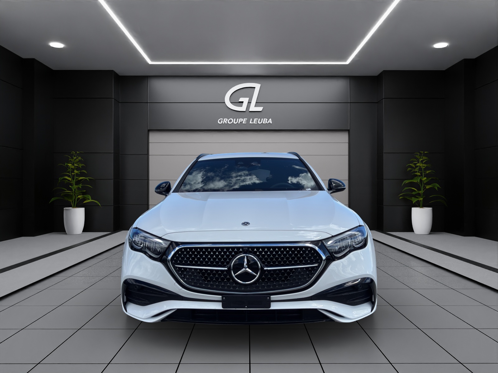 MERCEDES-BENZ E 220 d T 4Matic 9G-Tronic-image-1