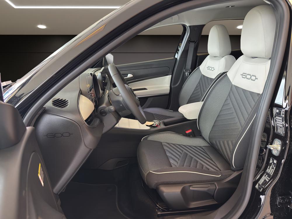 FIAT 600 1.2 Hybrid 145 La Prima-image-7