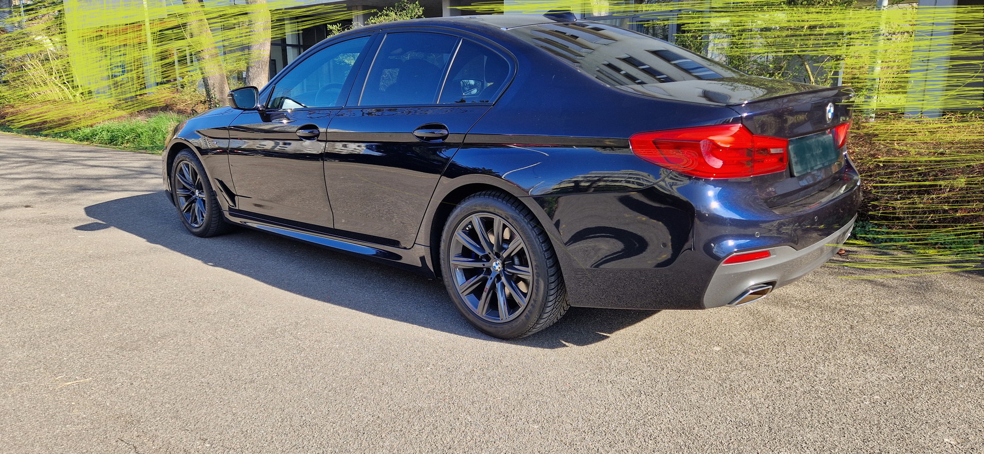 BMW 540i xDrive M Sport-image-2