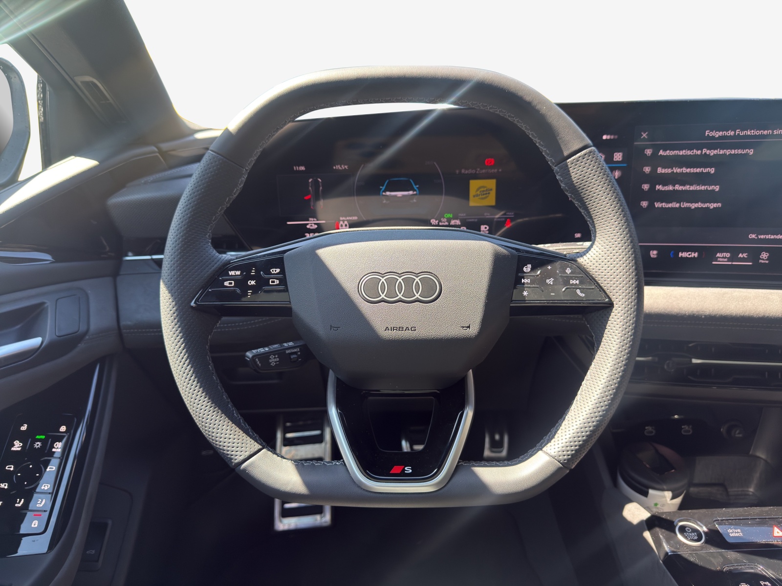 AUDI A6 Avant e-tron quattro-image-10