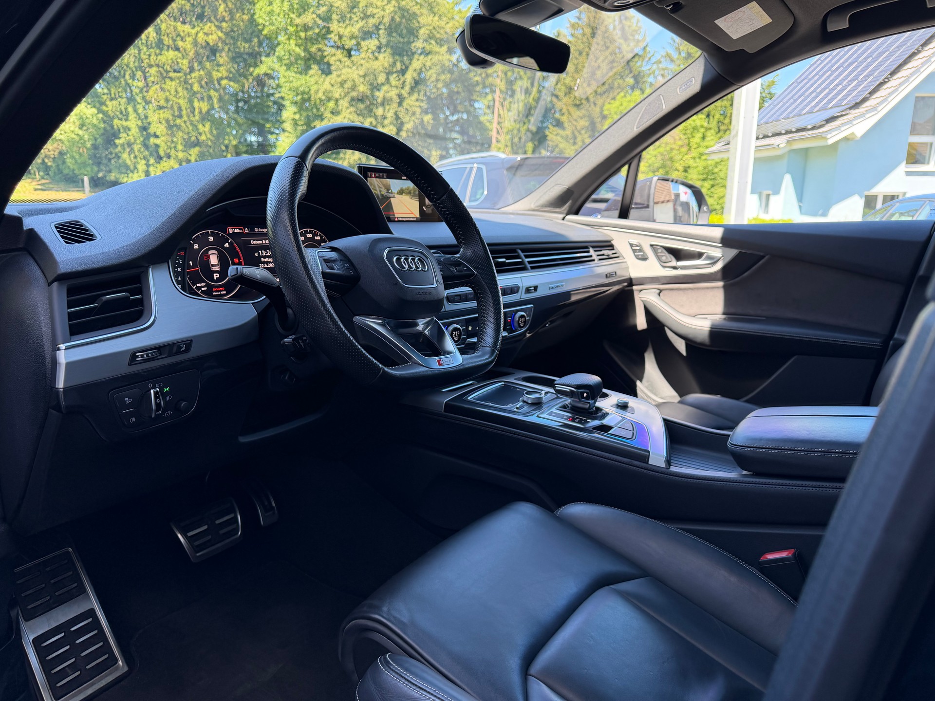 AUDI Q7 3.0 TDI quattro tiptronic S-Line-image-10