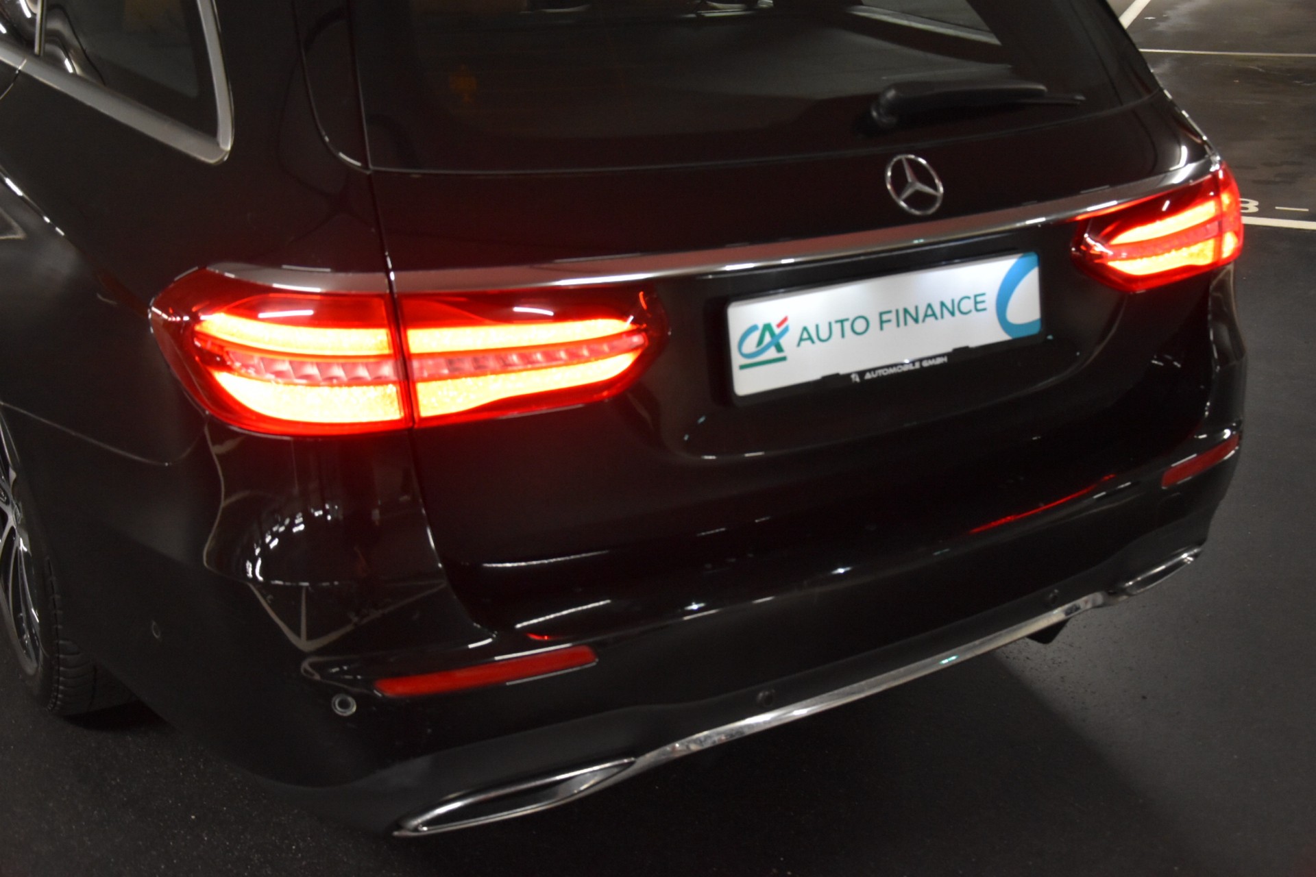 MERCEDES-BENZ E 350 d Avantgarde 4Matic 9G-Tronic-image-7