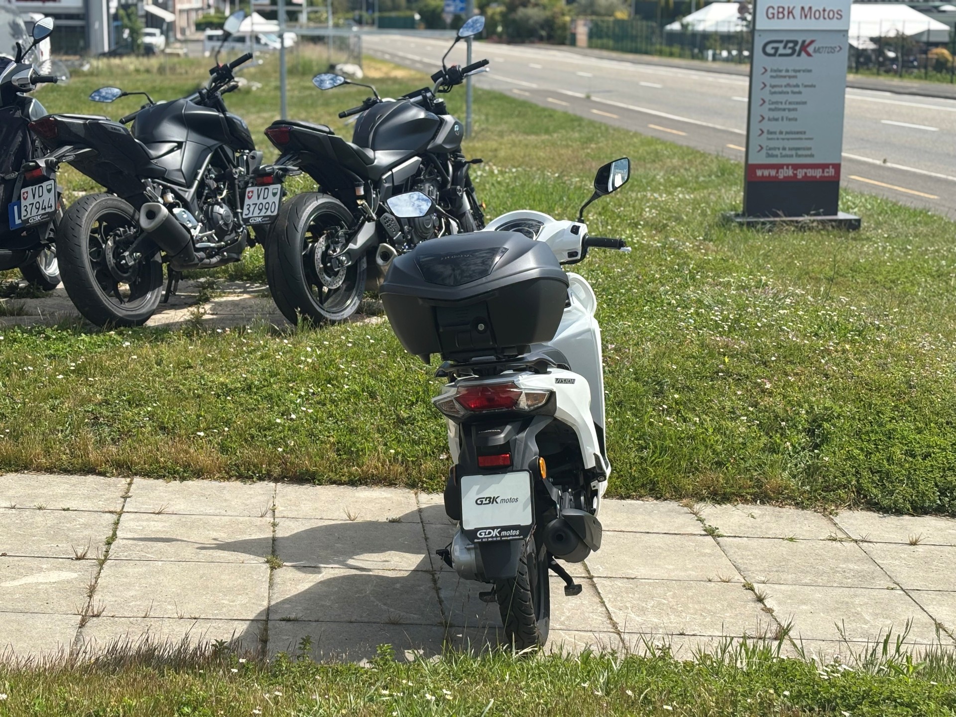 HONDA NSC Vision 110-showroom-element-2