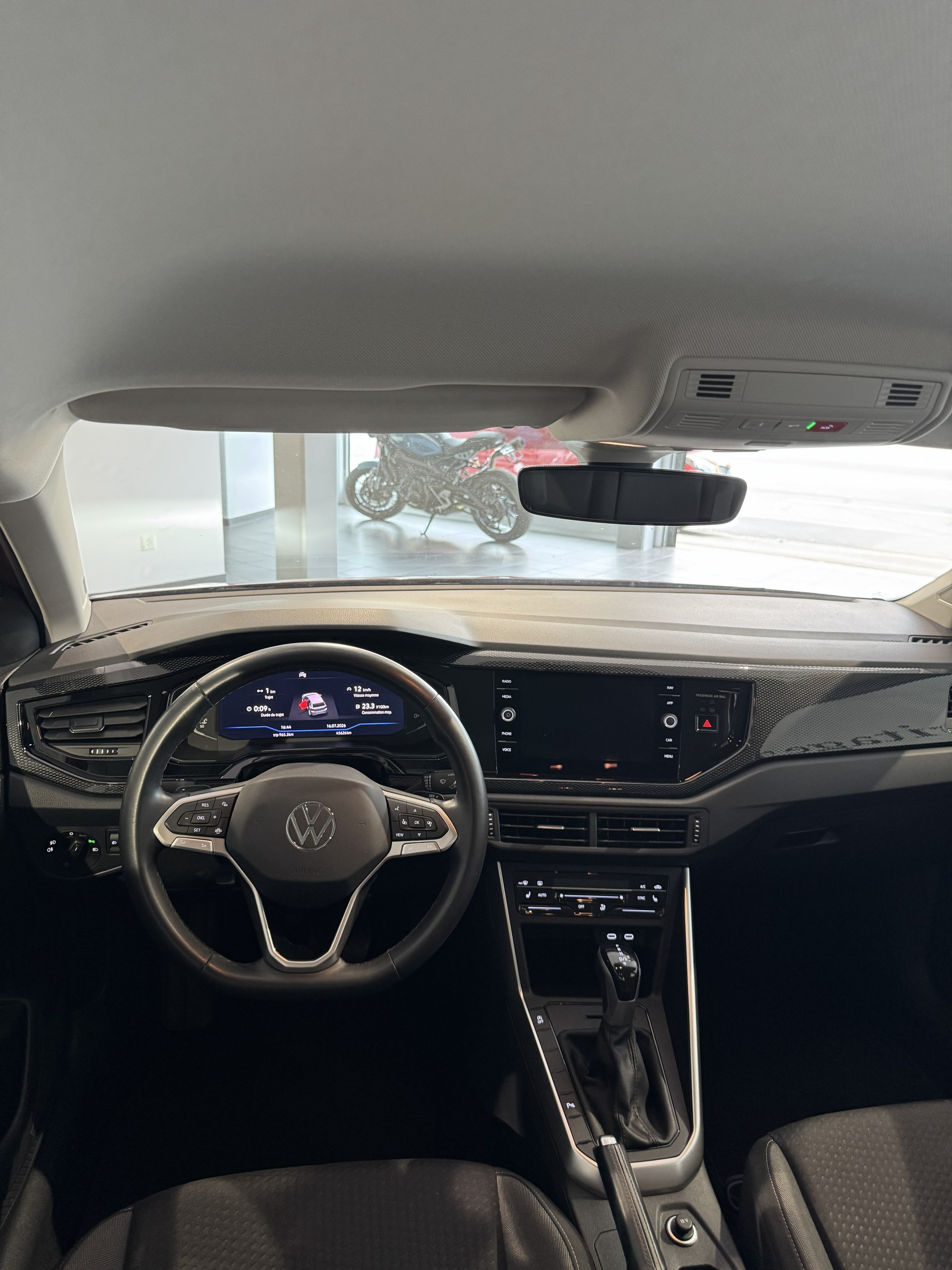 VW Polo 1.0 TSI Life DSG-image-4