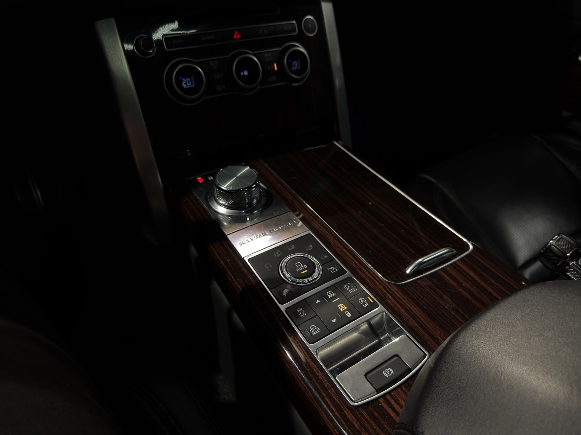 LAND ROVER Range Rover LWB 5.0 V8 SC SV Autobiography Autom.-image-16