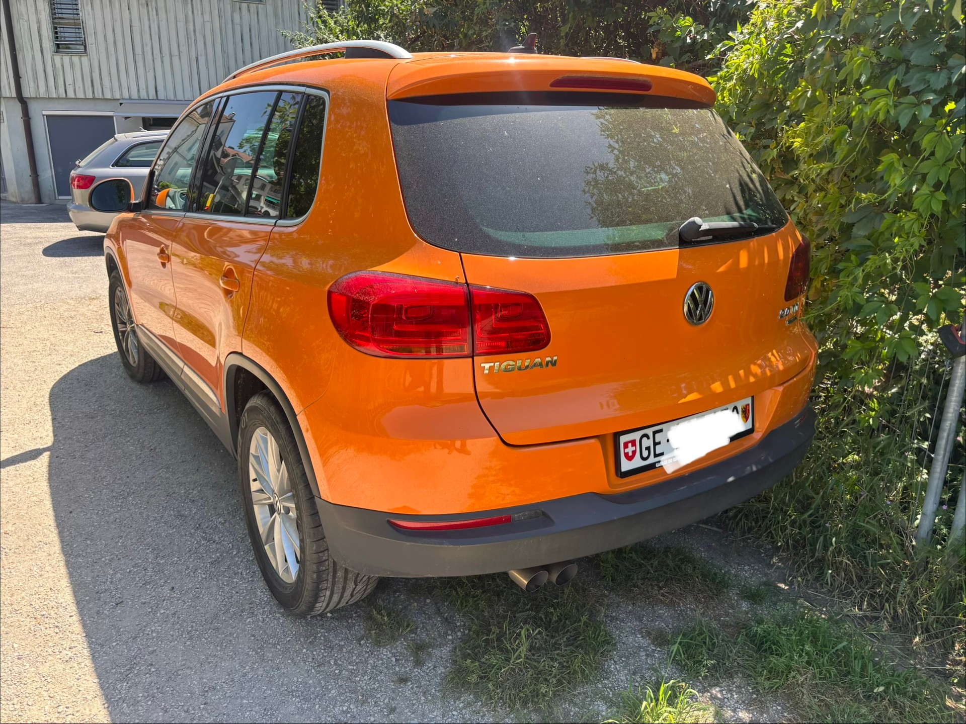 VW Tiguan 2.0 TDI BlueMotion Track&Field 4Motion DSG-image-2