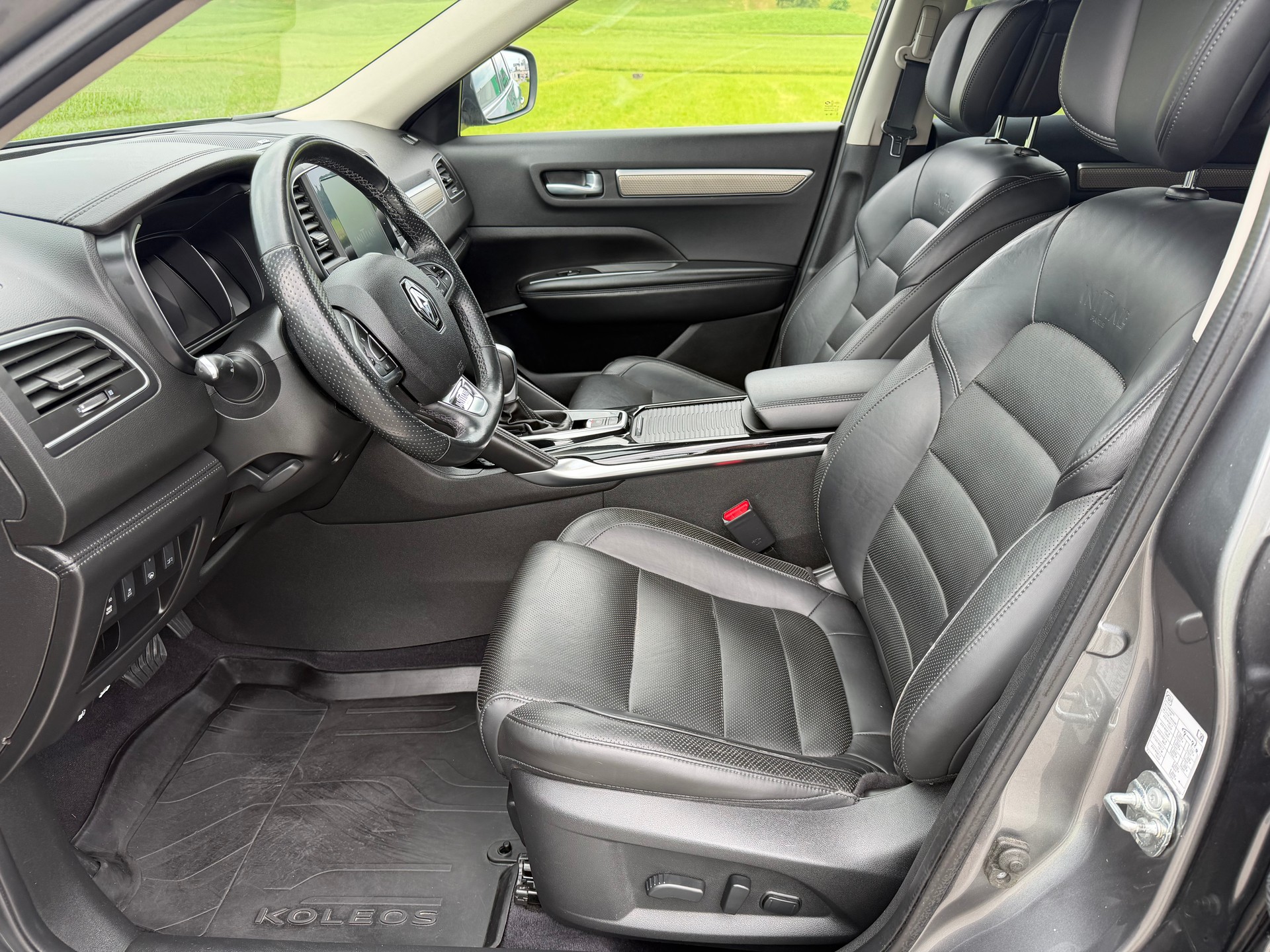 RENAULT Koleos 2.0 dCi Initiale Paris 4x4 Xtronic CVT-image-7