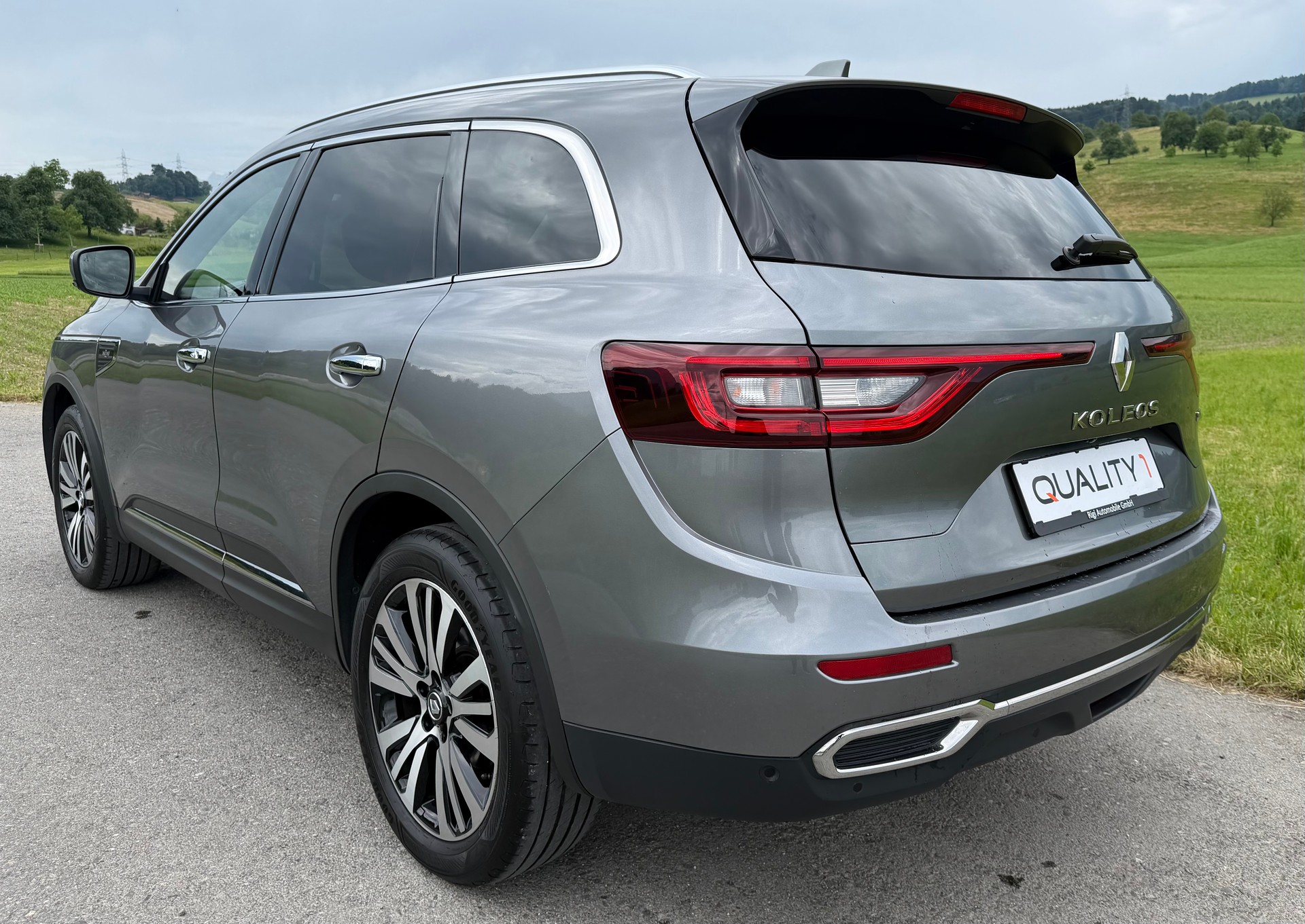 RENAULT Koleos 2.0 dCi Initiale Paris 4x4 Xtronic CVT-image-3