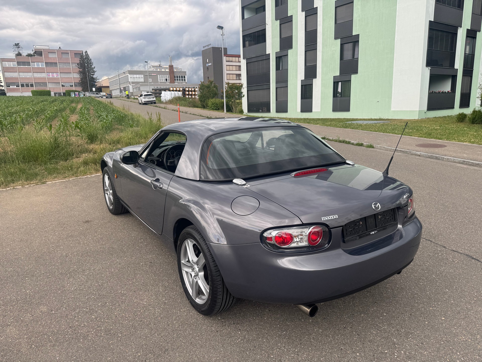 MAZDA MX-5 2.0i 16V Exclusive-image-2