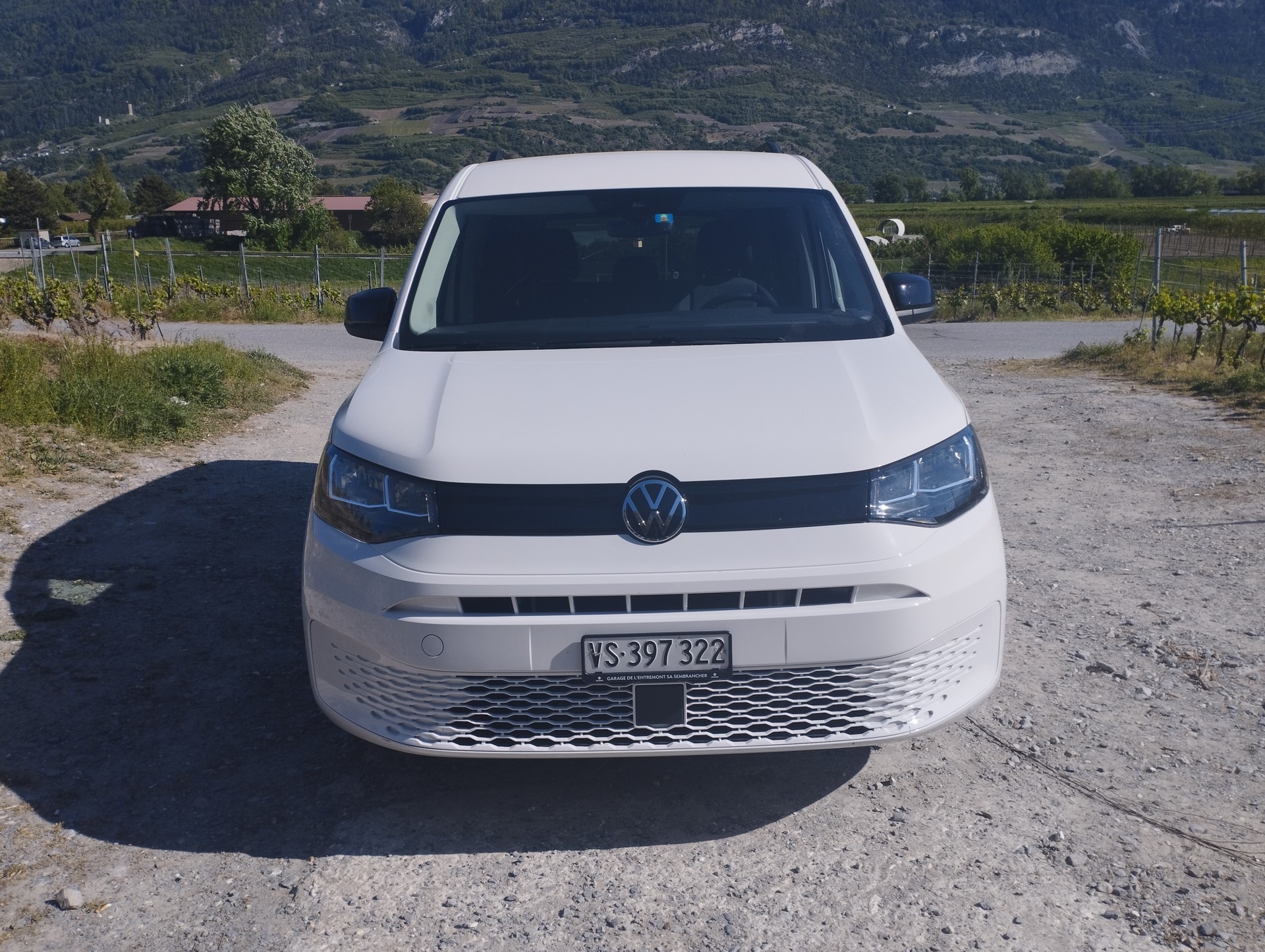 VW VW Caddy California 1.5TSI-image-0