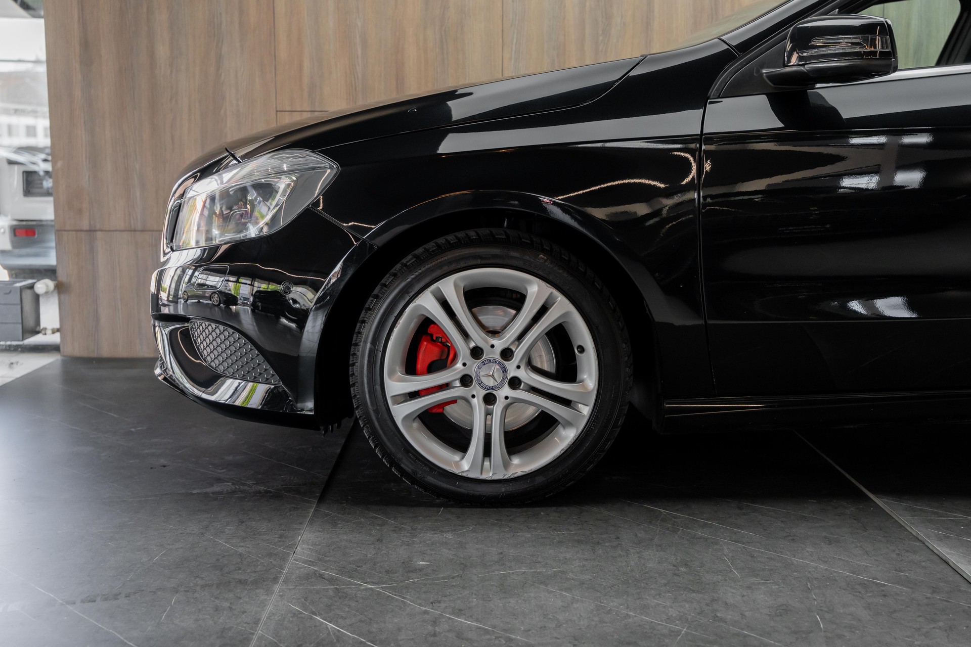 MERCEDES-BENZ A 180 Urban 7G-DCT-image-26