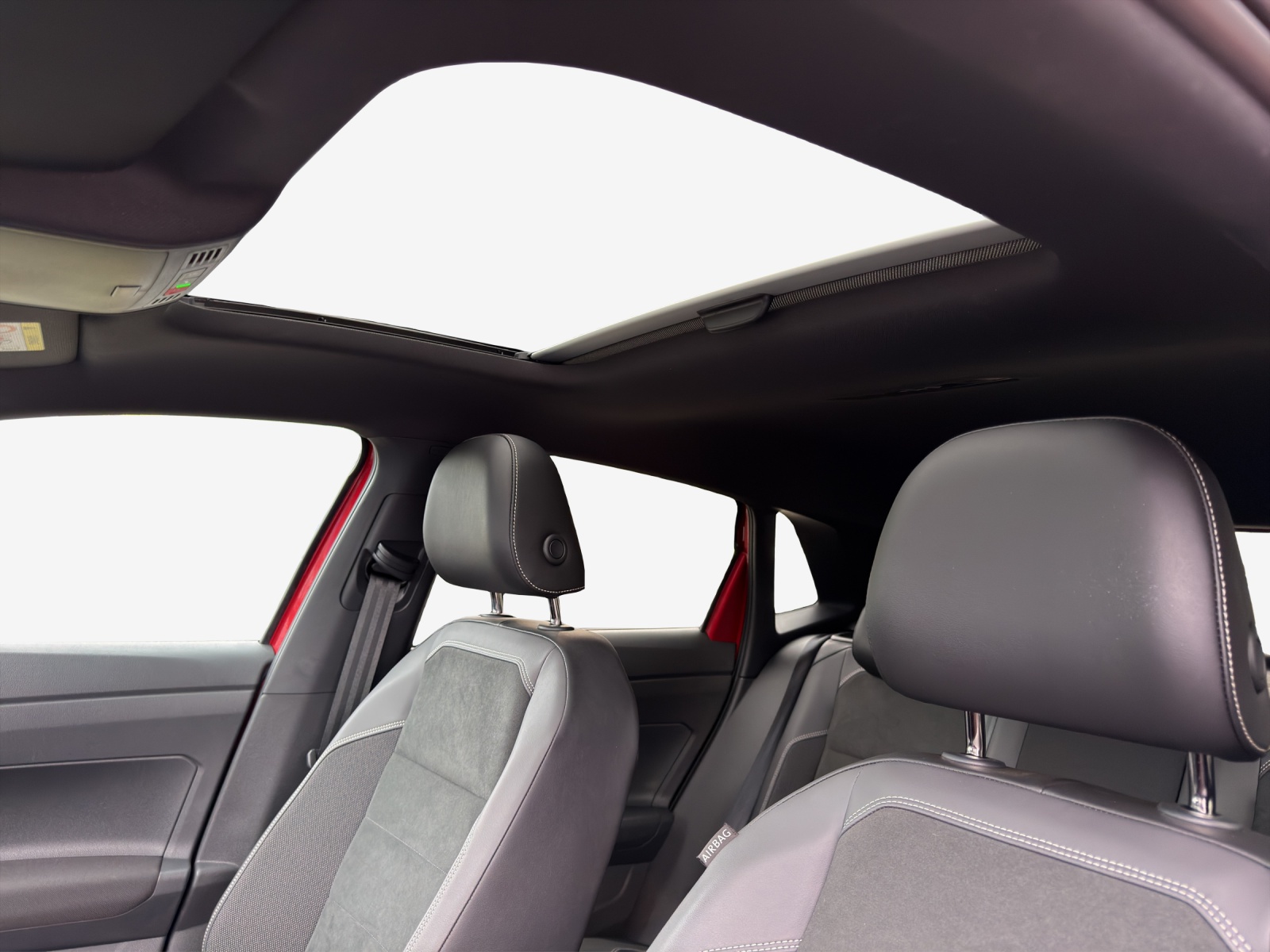 VW Polo 2.0 TSI GTI DSG-image-14