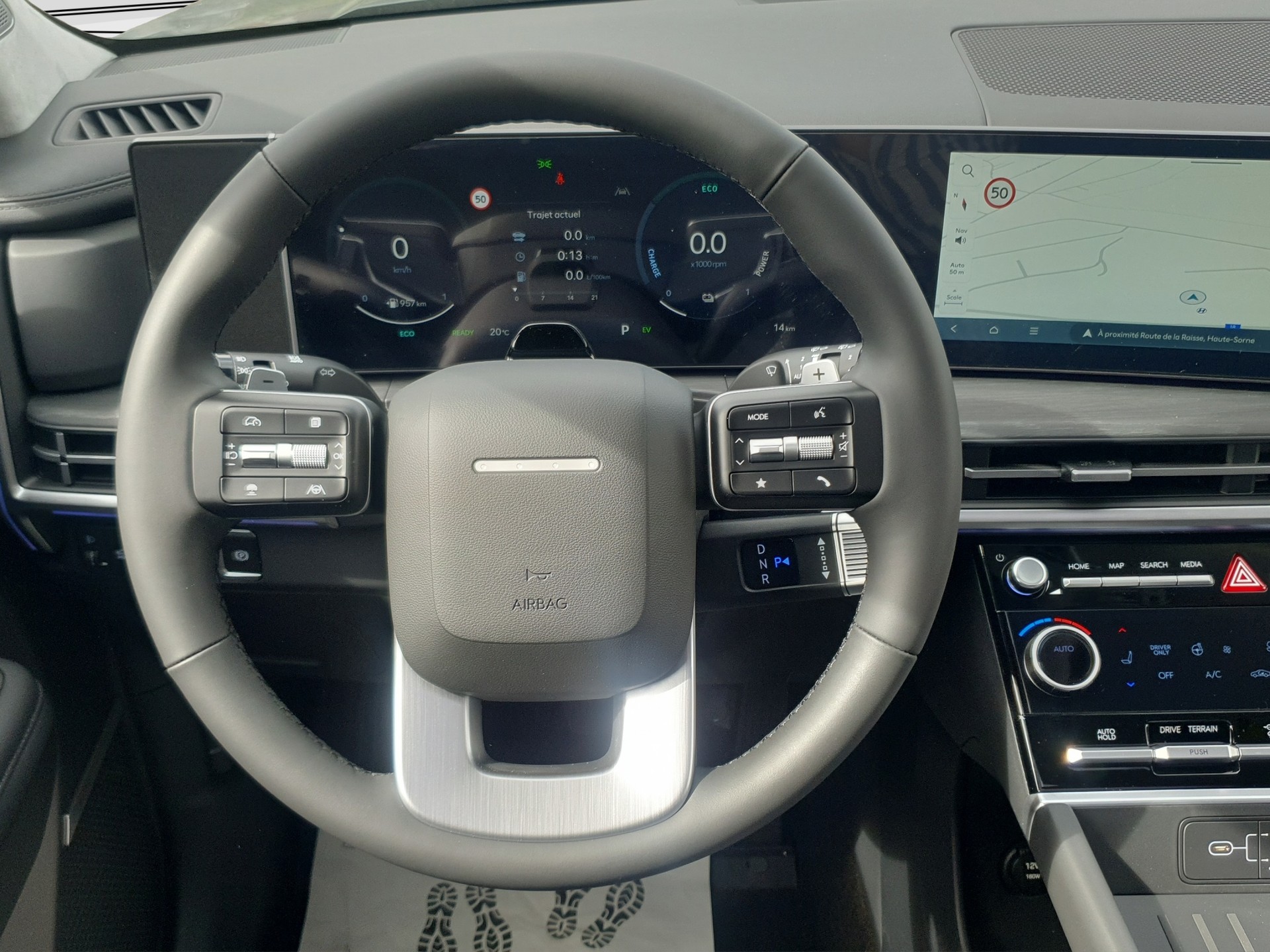 HYUNDAI Santa Fe 1.6 HEV ALL-NEW Amplia Sunroof 7pl.-image-9