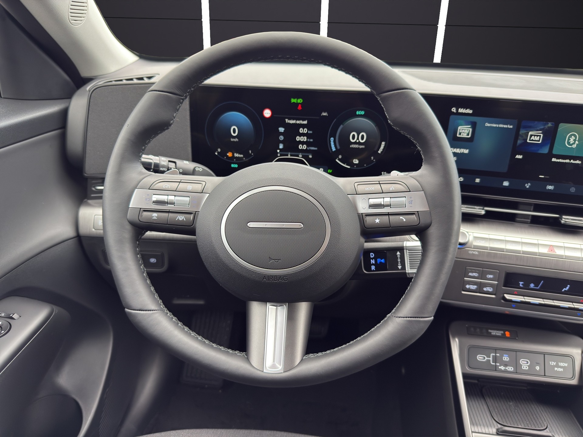 HYUNDAI Kona 1.6 GDi HEV Amplia DCT-image-9