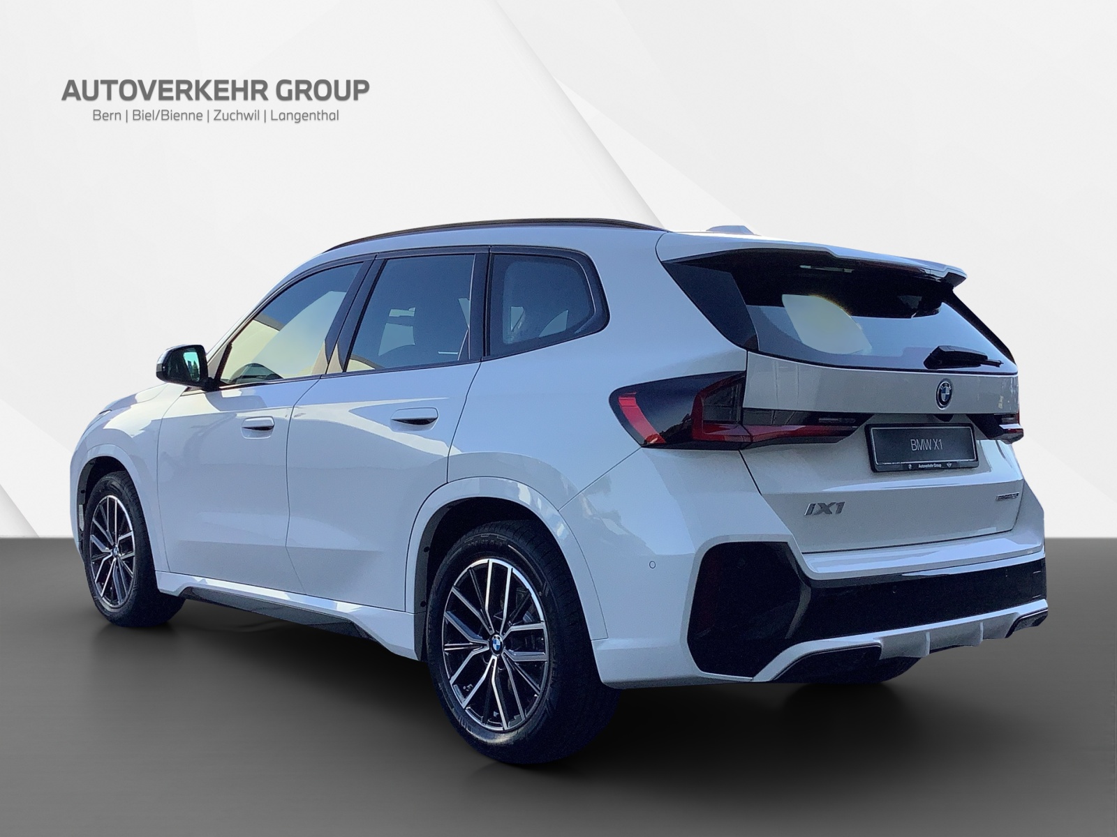 BMW iX1 eDrive 20 Ed. M Sport-image-2