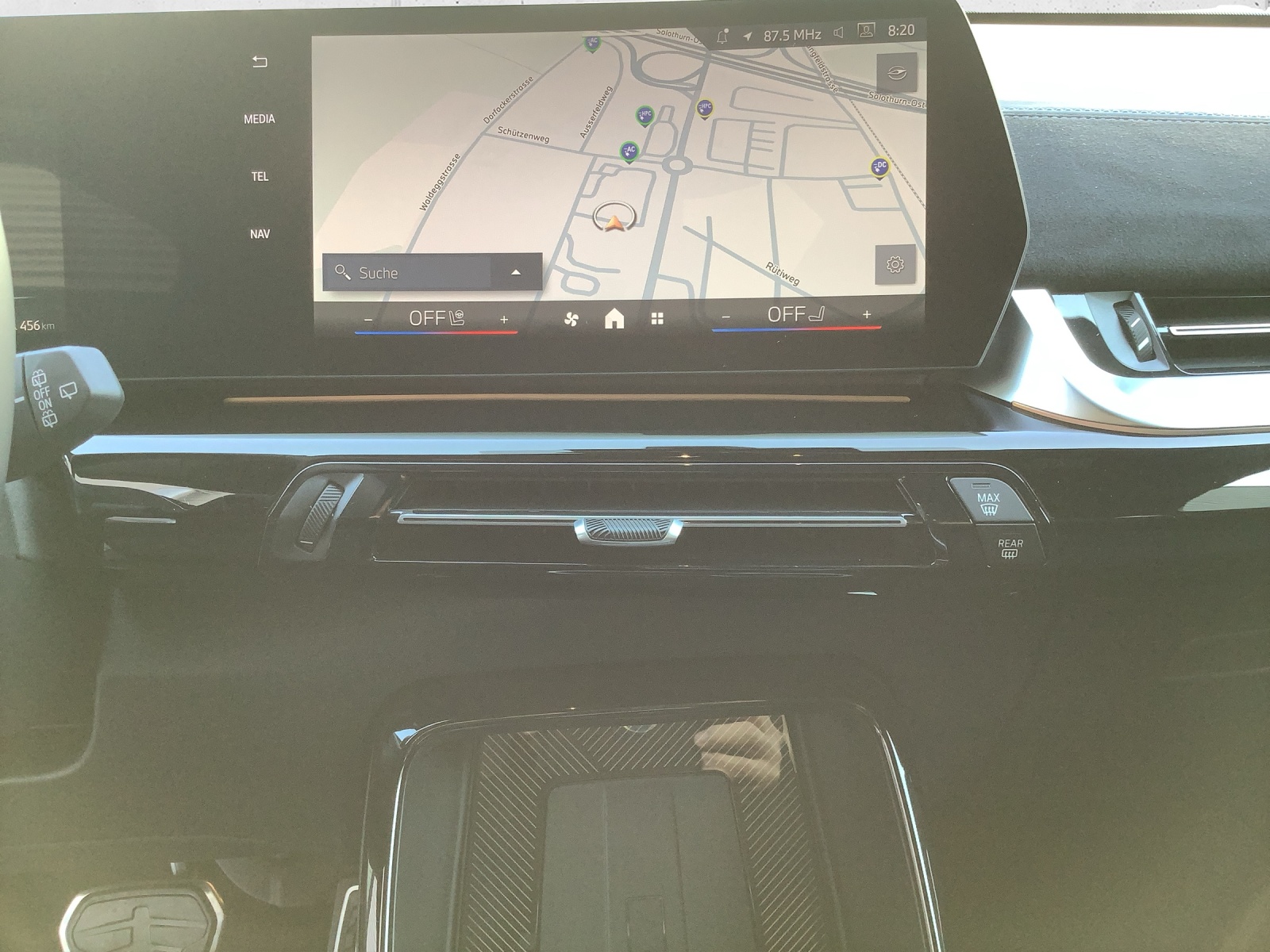 BMW iX1 eDrive 20 Ed. M Sport-image-16