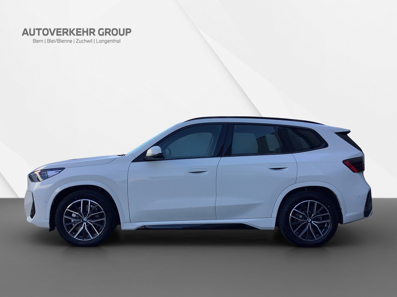 BMW iX1 eDrive 20 Ed. M Sport-image-1