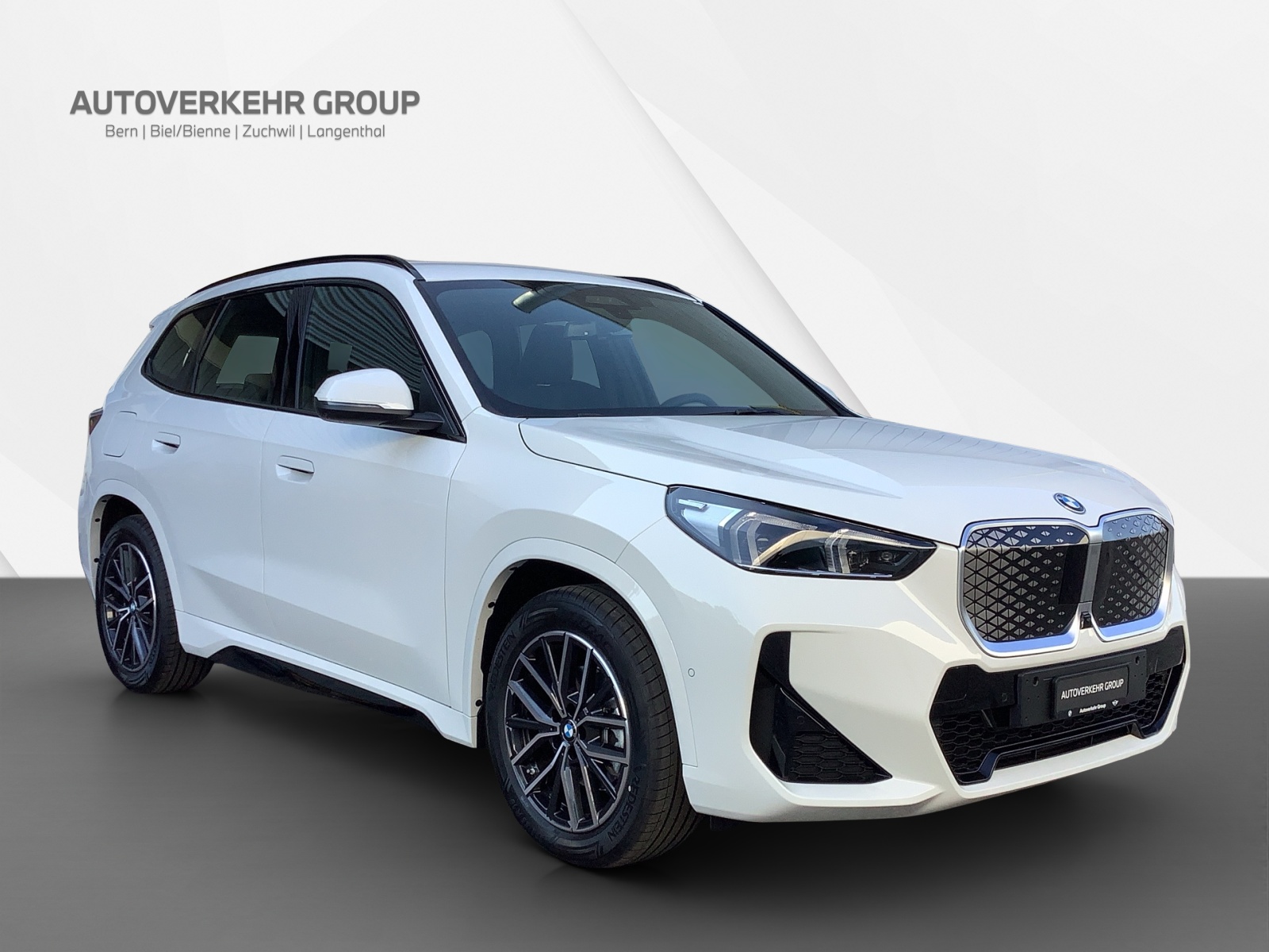 BMW iX1 eDrive 20 Ed. M Sport-image-6