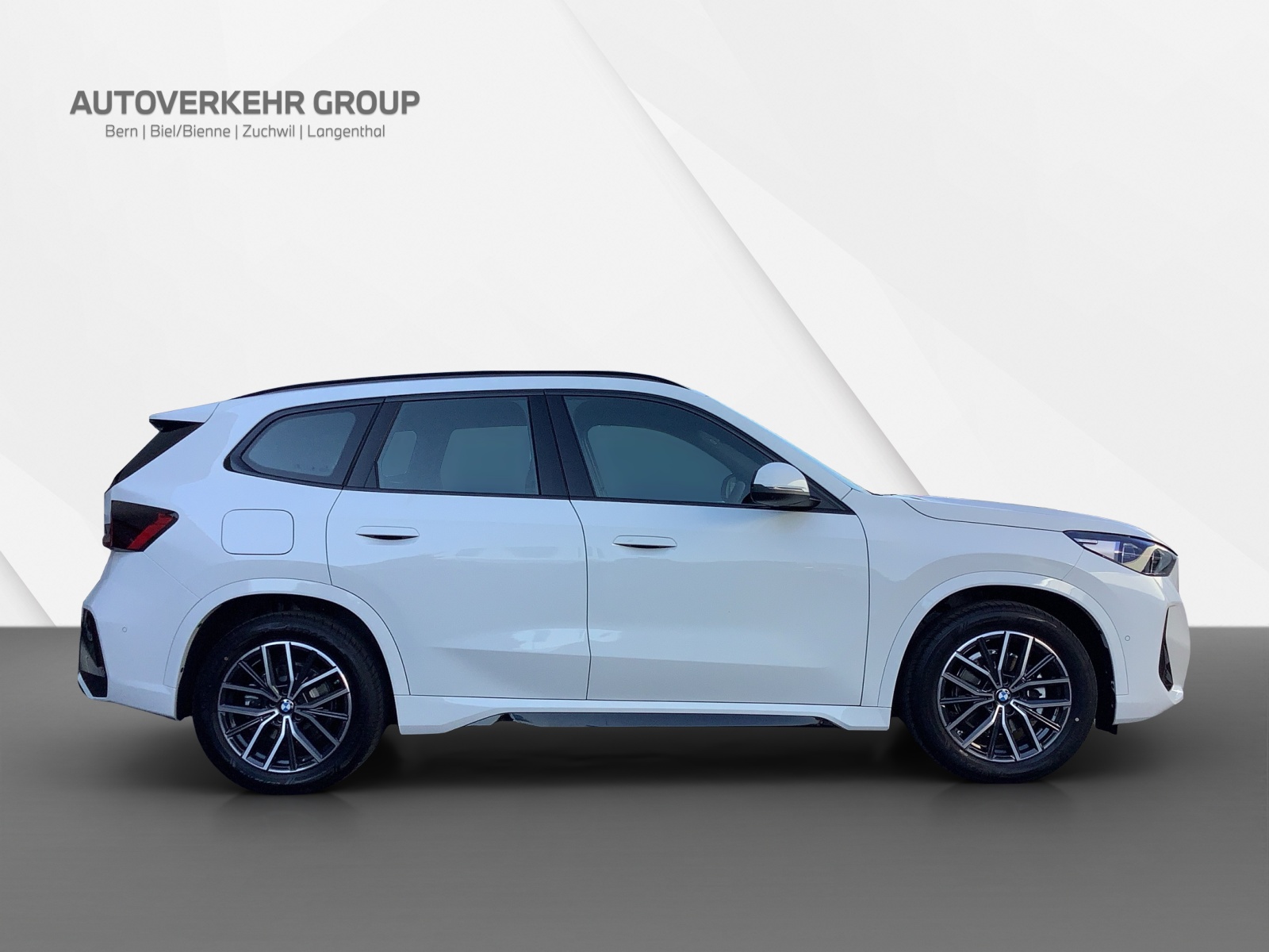 BMW iX1 eDrive 20 Ed. M Sport-image-5